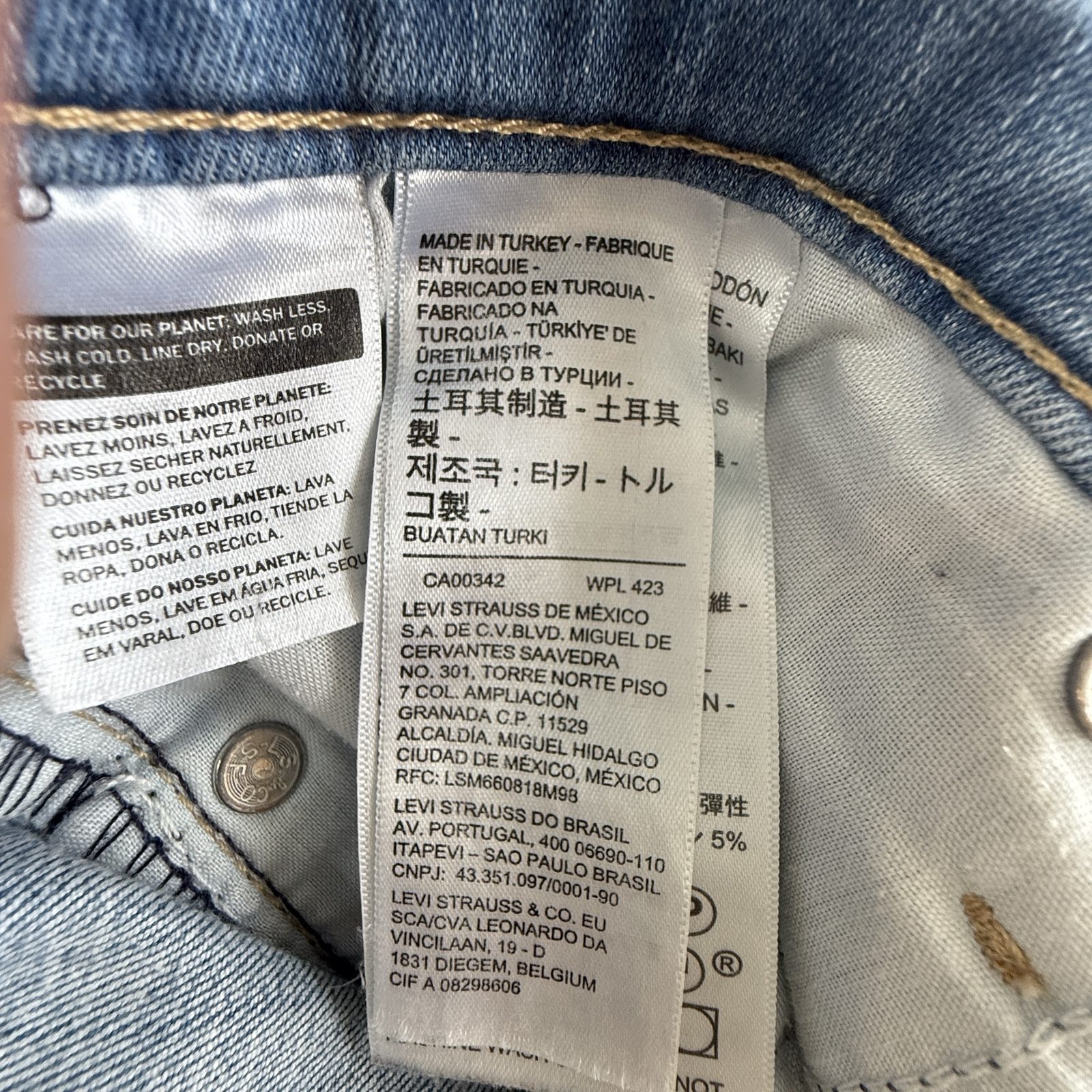 Levi’s 311 Big E Shaping Skinny Women’s Jeans W33 L32 Blue Actual L30 image 7