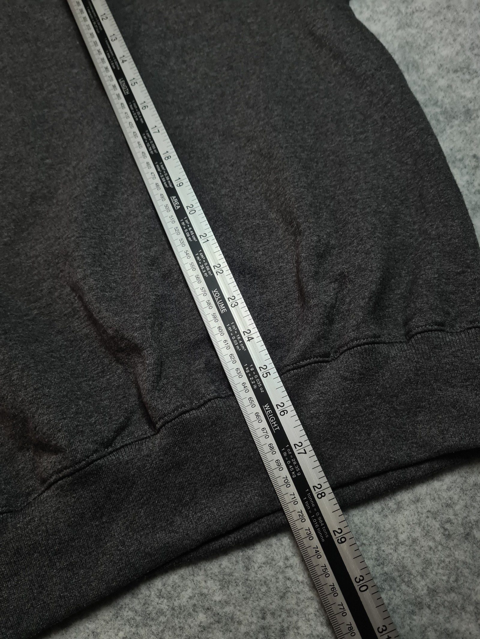Champion Men’s Grey Crew Neck Sweatshirt Red Print Large 1101 image 8