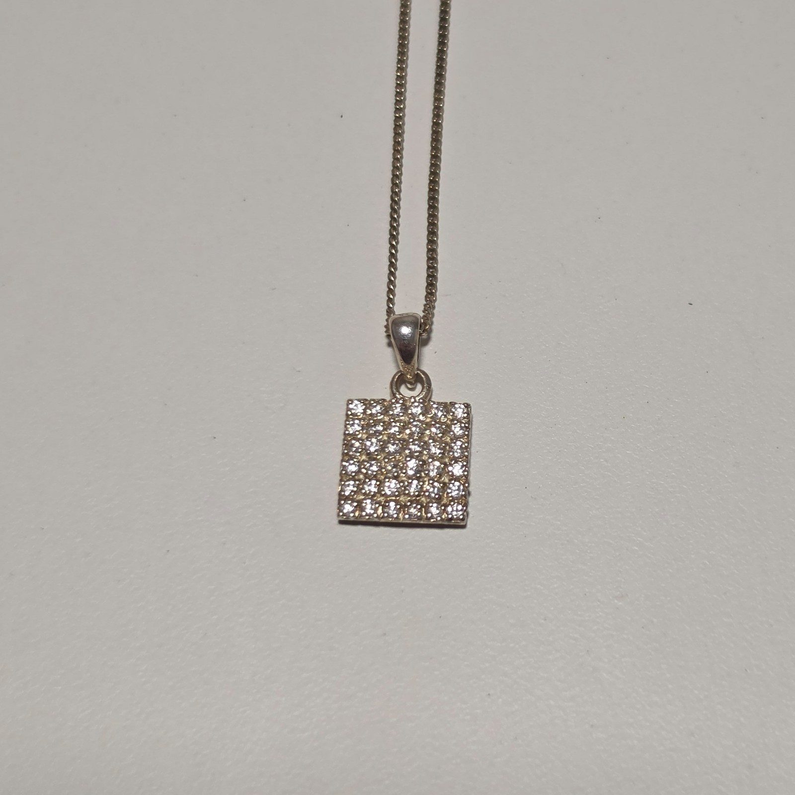 925 Sterling Silver Clear Crystal Square Pendant Necklace.b6 image 3