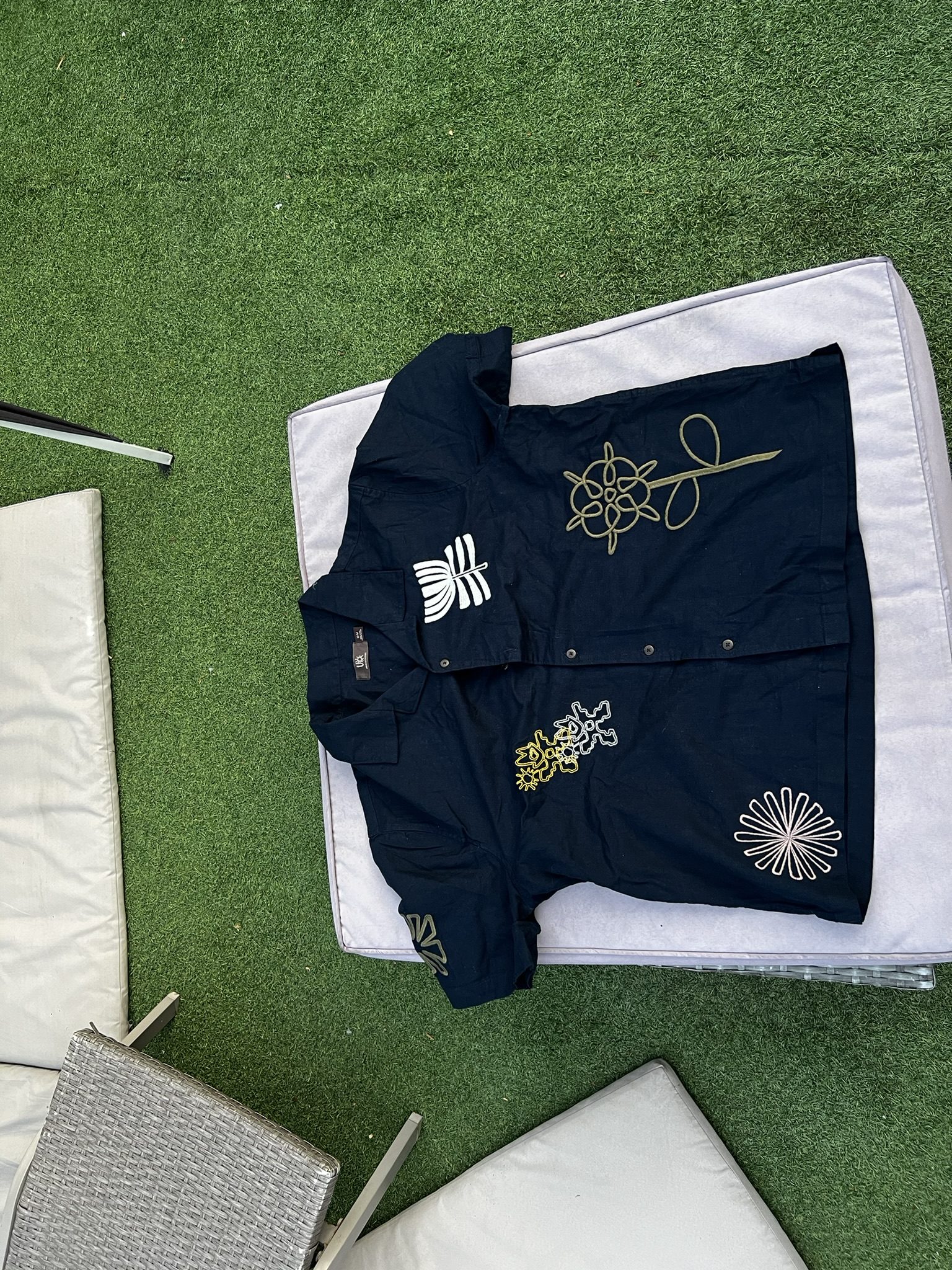 Urban Outfitters Navy Floral Embroidered Shirt Medium