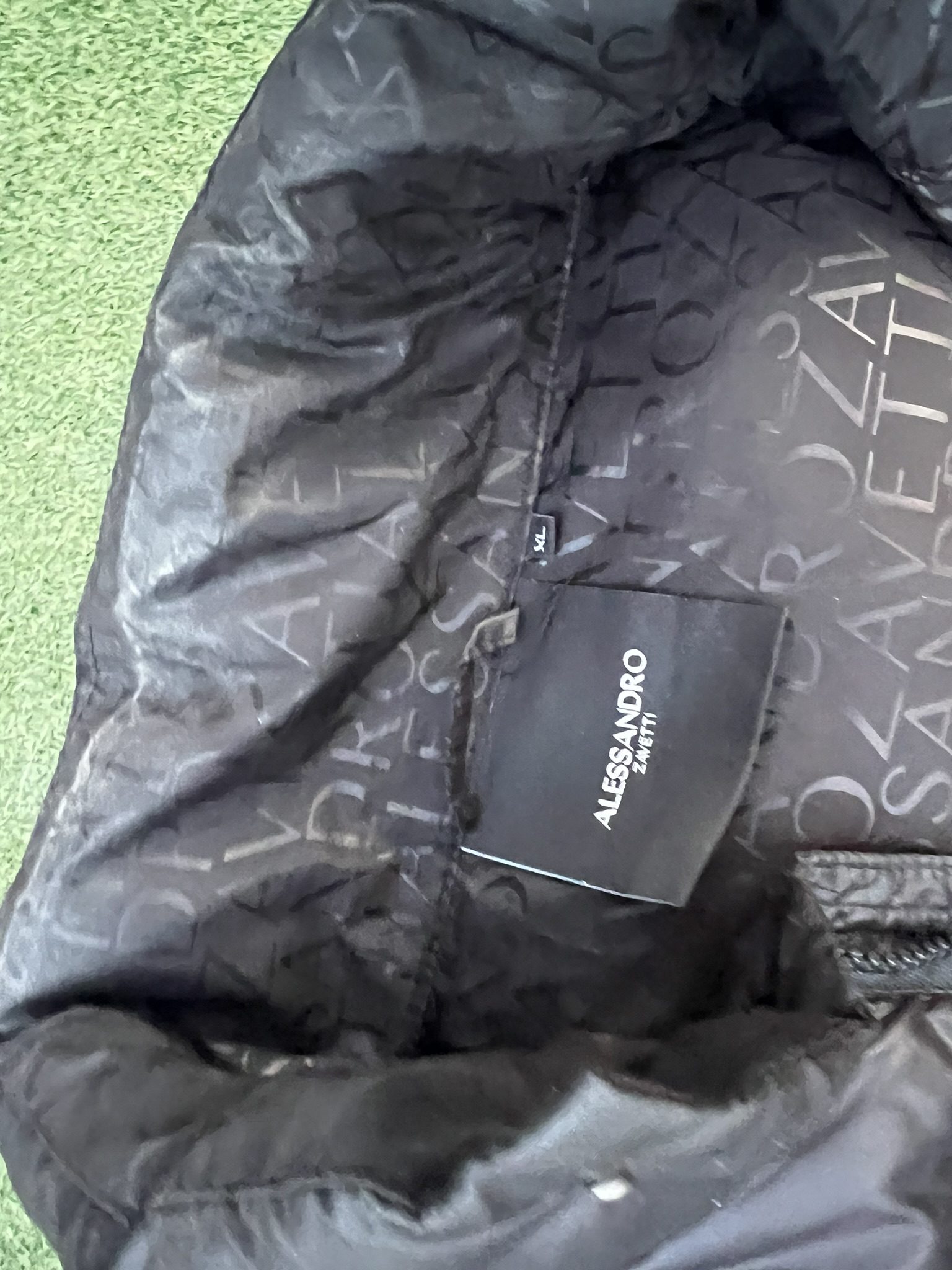 Alessandro Zavetti Men's Black Puffer Jacket XL Broken Zip image 2
