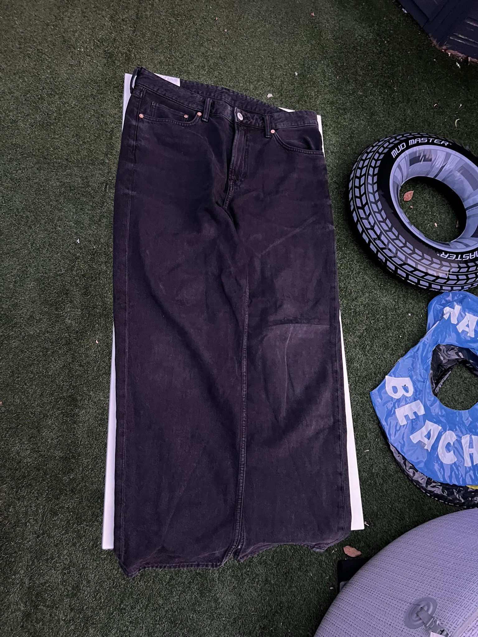 H&M Black Loose Denim Jeans 34 Waist