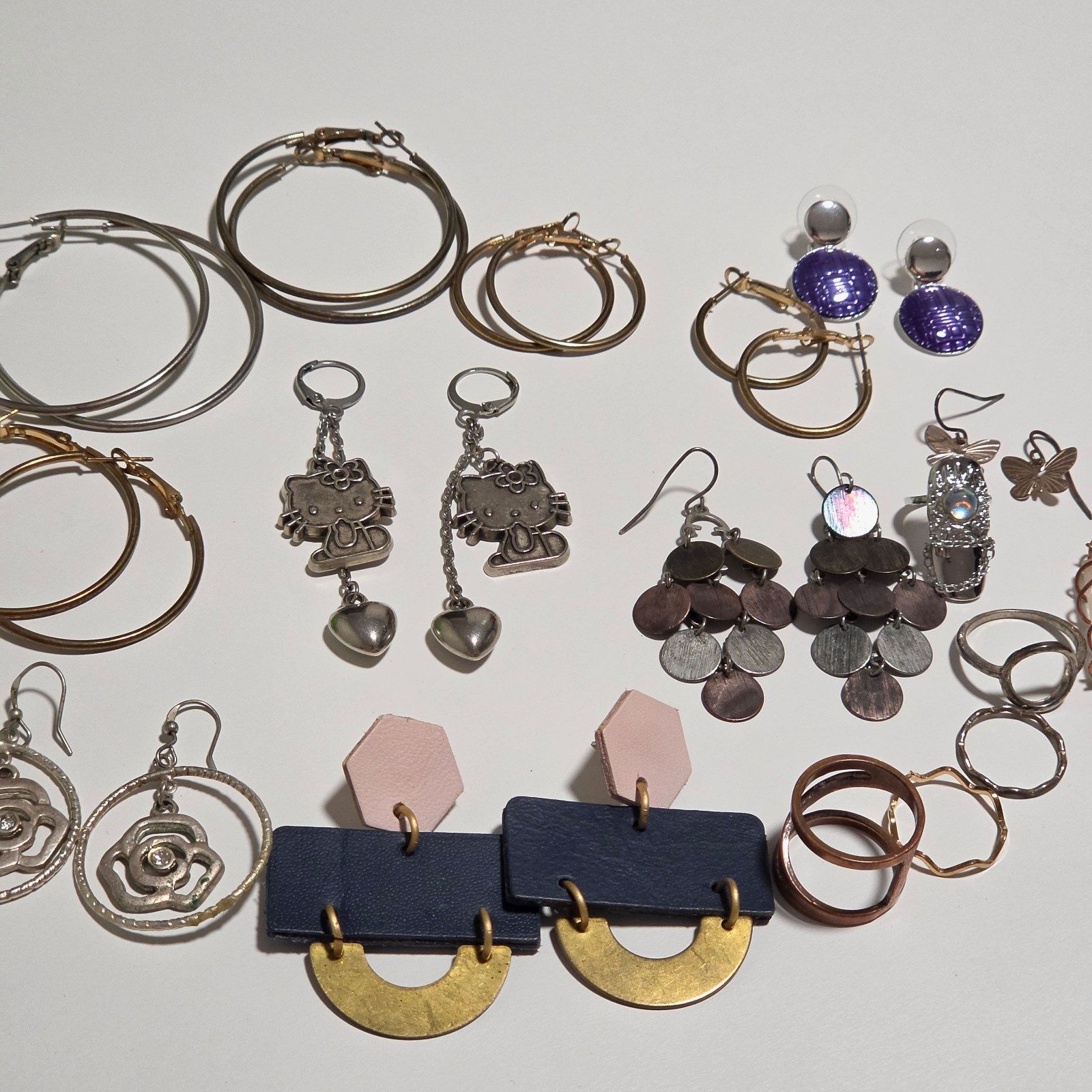 Mixed Metal Women's Earrings Lot Various Styles. B7 image 3