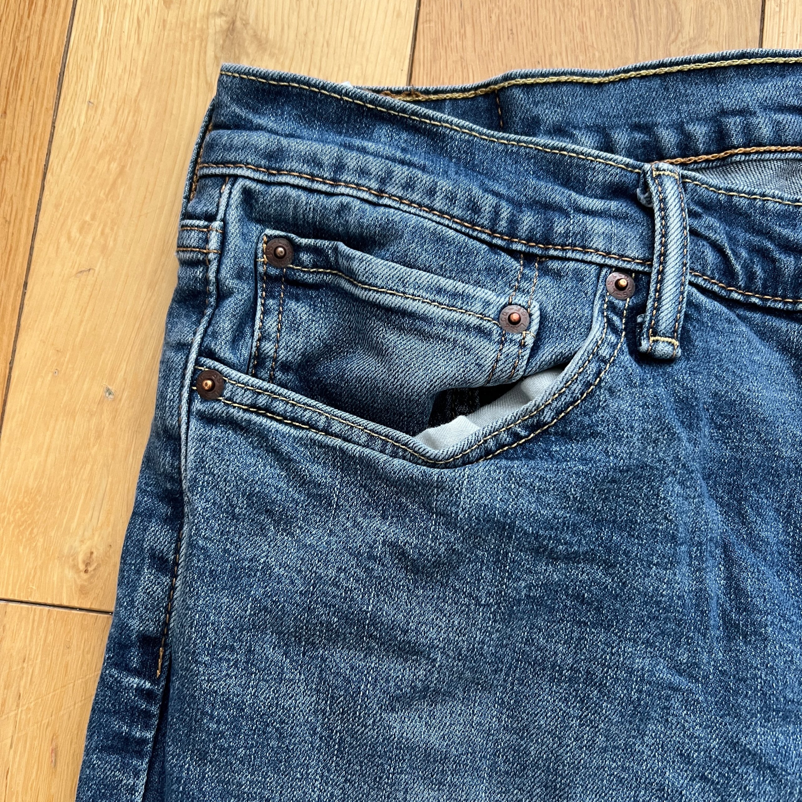 Levi's 541 Athletic Taper Jeans Men's W36 L32 Medium Wash Blue Denim 18181-0074 image 7
