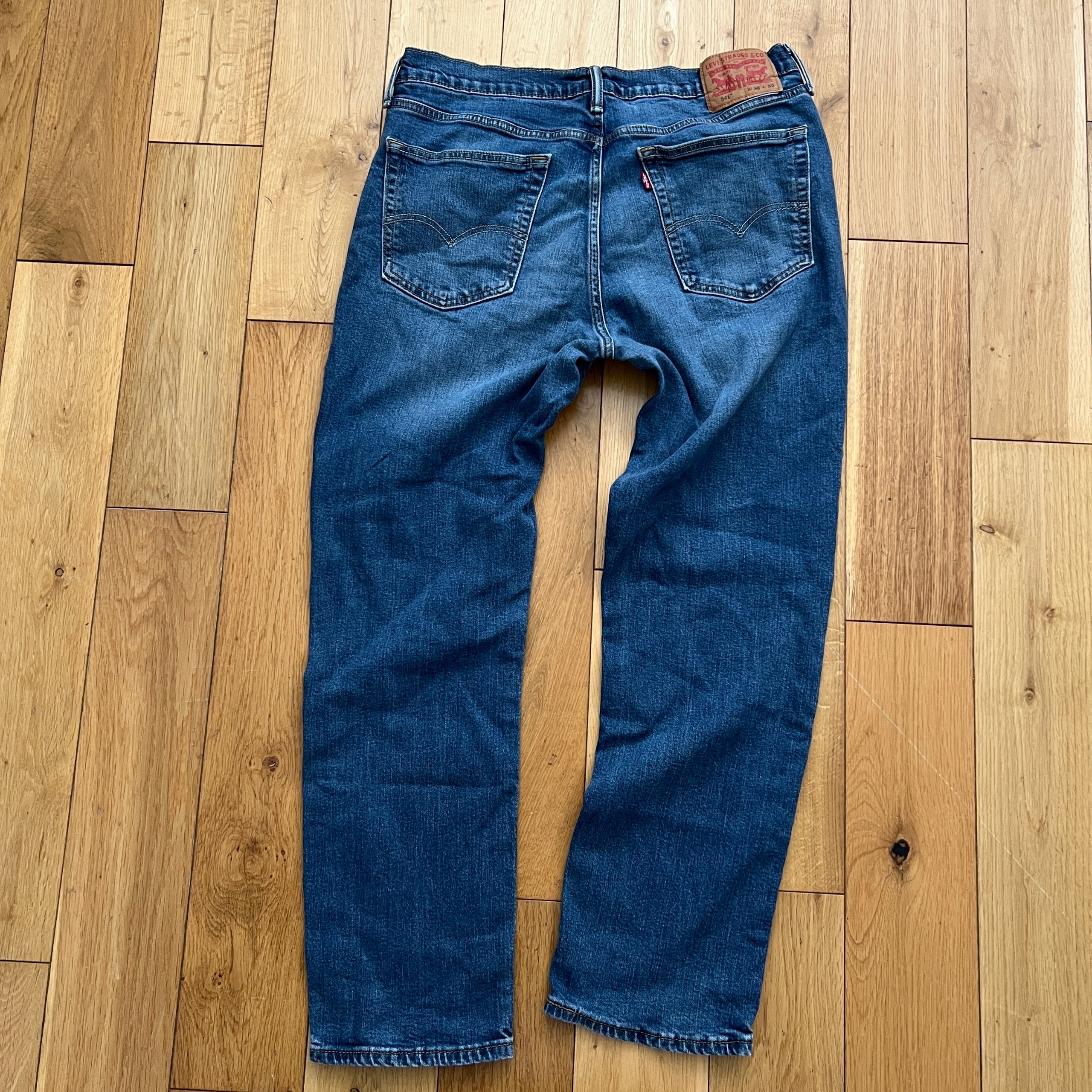 Levi's 541 Athletic Taper Jeans Men's W36 L32 Medium Wash Blue Denim 18181-0074 image 3
