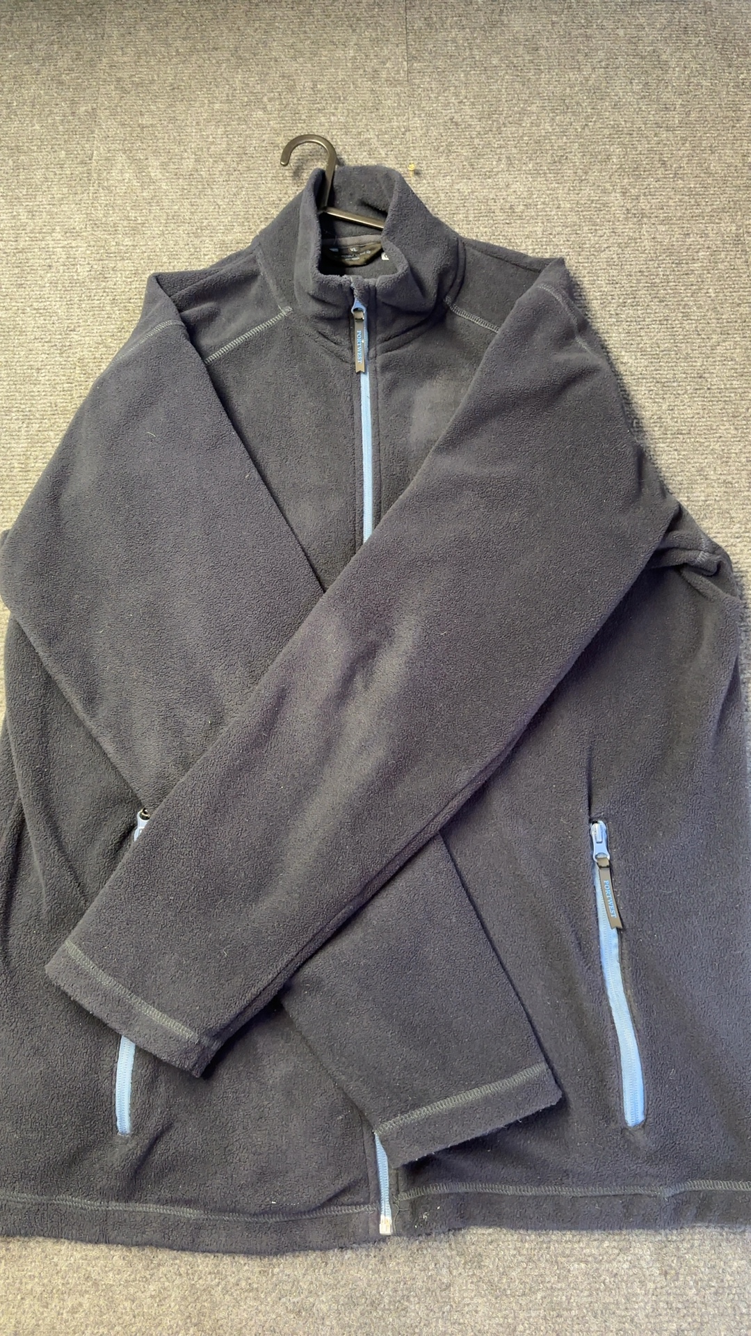 Portwest Black Fleece Jacket XL with Zip Pockets image 3