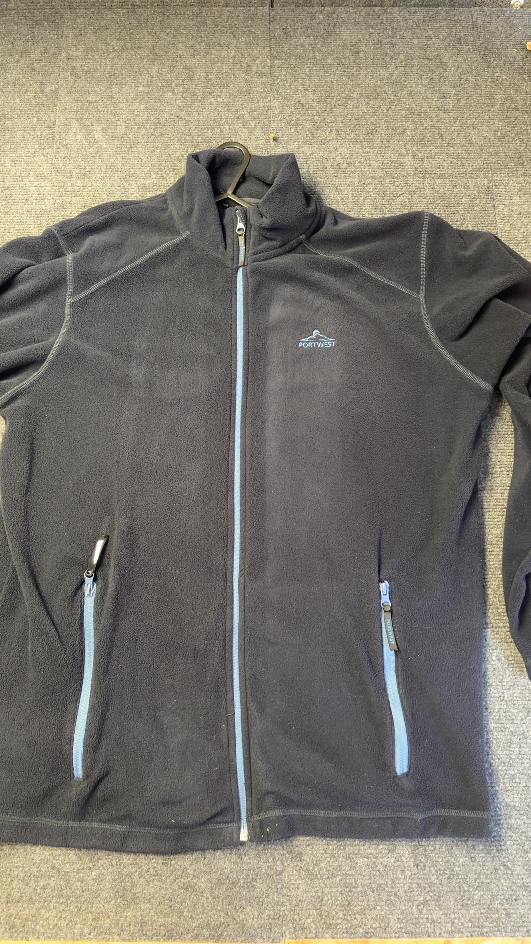 Portwest Black Fleece Jacket XL with Zip Pockets image 8