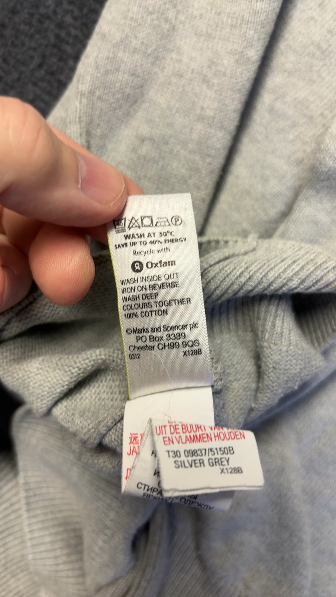 Marks and Spencer Silver Grey Cotton V-Neck Sweater X Large very good condition image 3