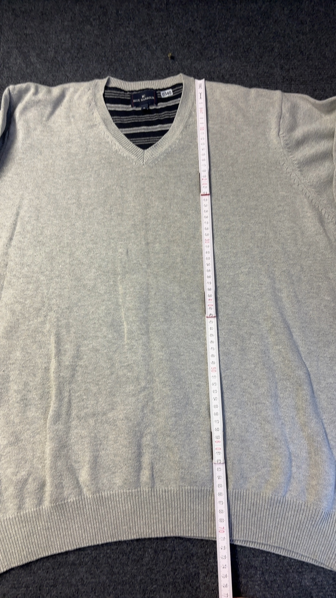 Marks and Spencer Silver Grey Cotton V-Neck Sweater X Large very good condition image 6