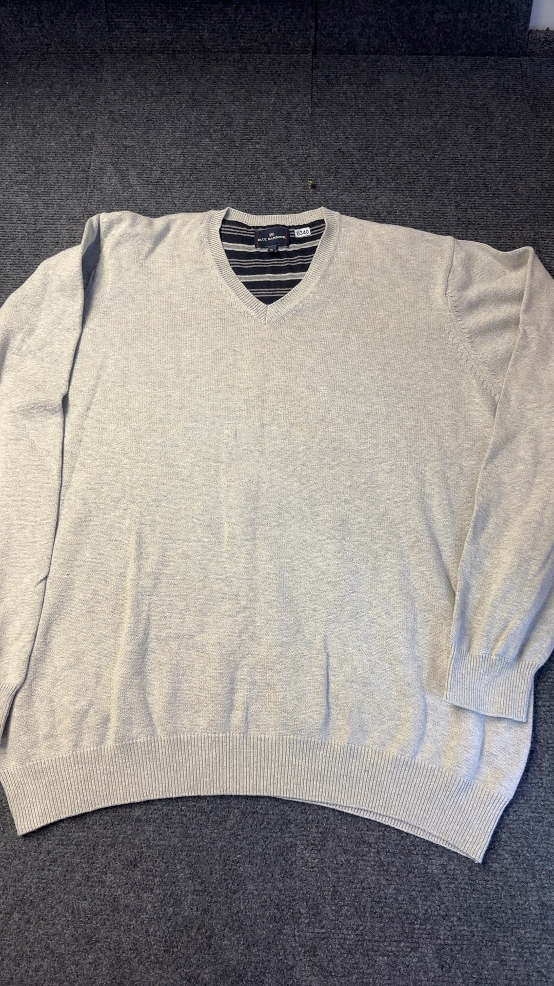 Marks and Spencer Silver Grey Cotton V-Neck Sweater X Large very good condition
