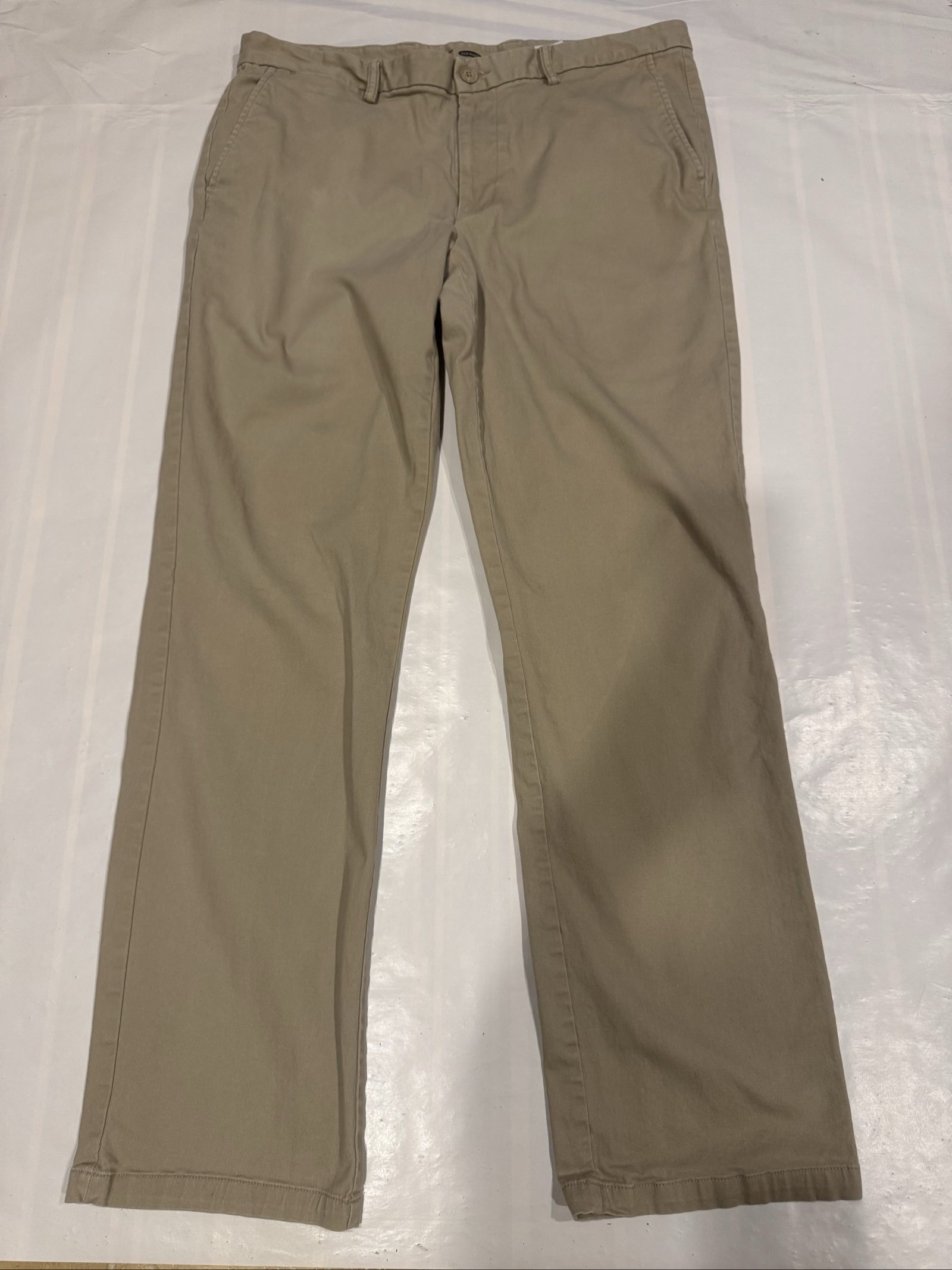 Men’s Old Navy Ultimate Straight Chino Pants – Khaki Tan – 36x34