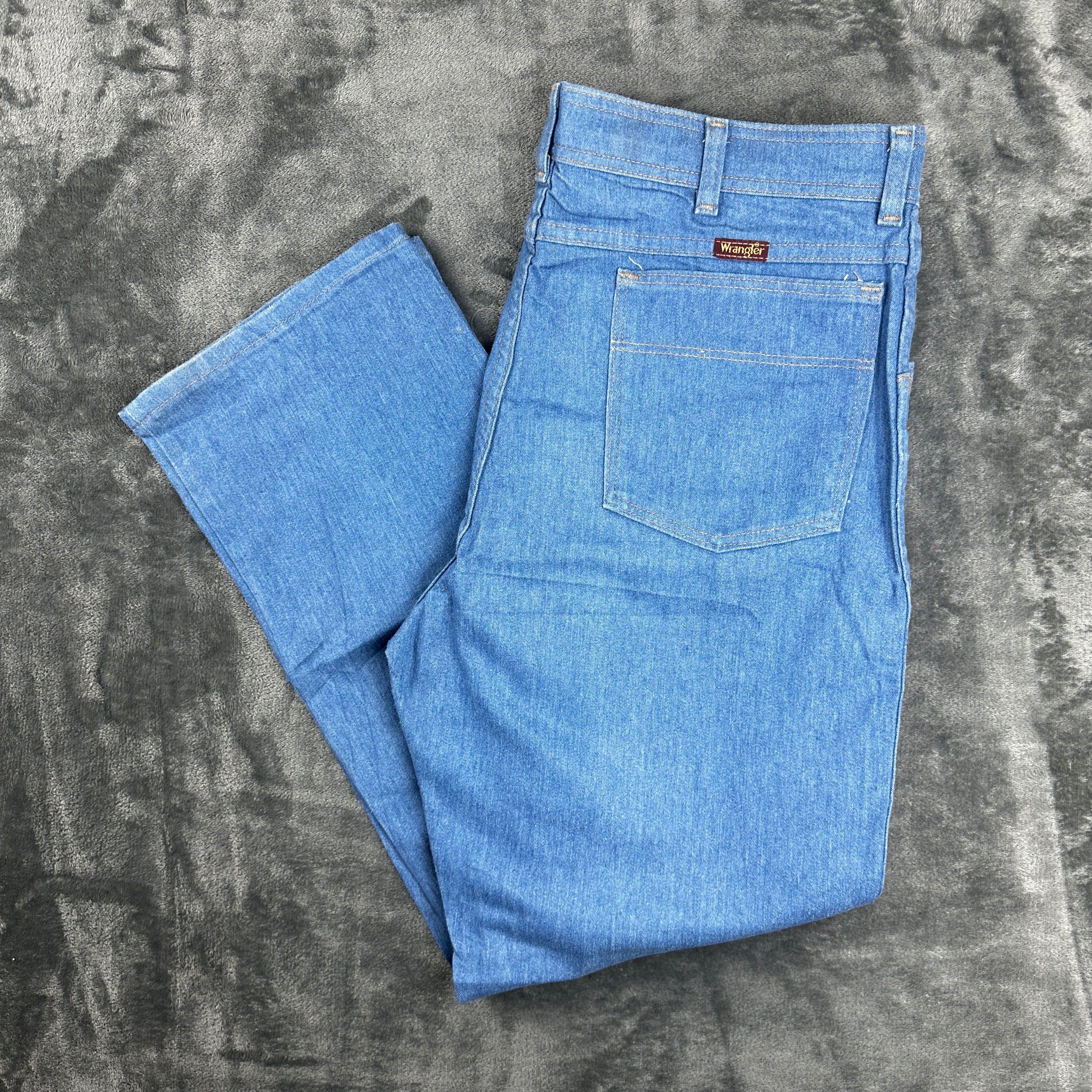 Vintage Wrangler Light Wash Straight Leg Jeans - Size W34 x L28