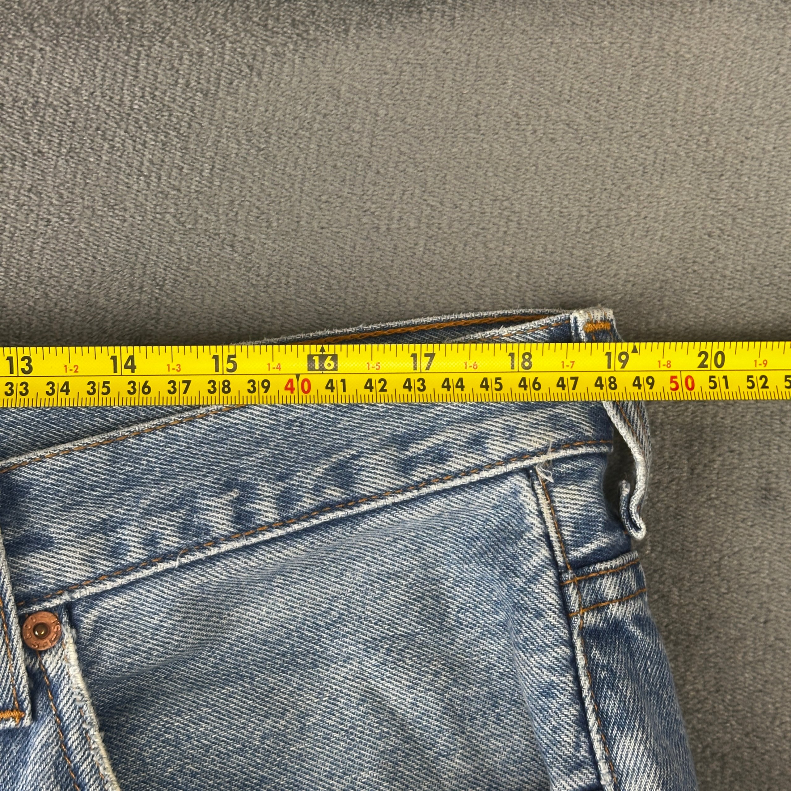 Levi's 504 Straight Fit Light Wash Jeans | W38 L32 image 5
