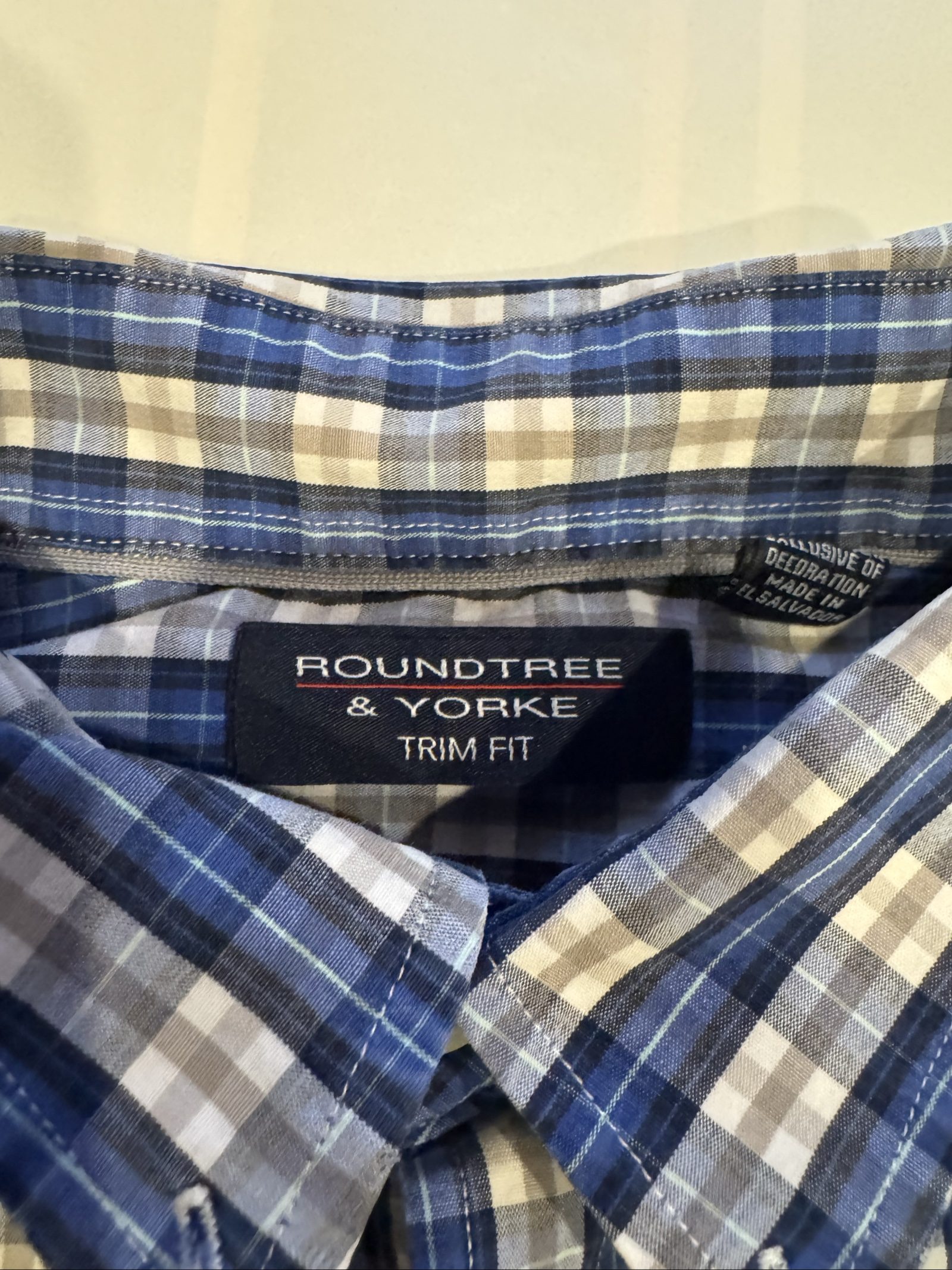 Men’s Roundtree & Yorke Trim Fit Plaid Button-Down Shirt – Blue Gray White – Large image 4