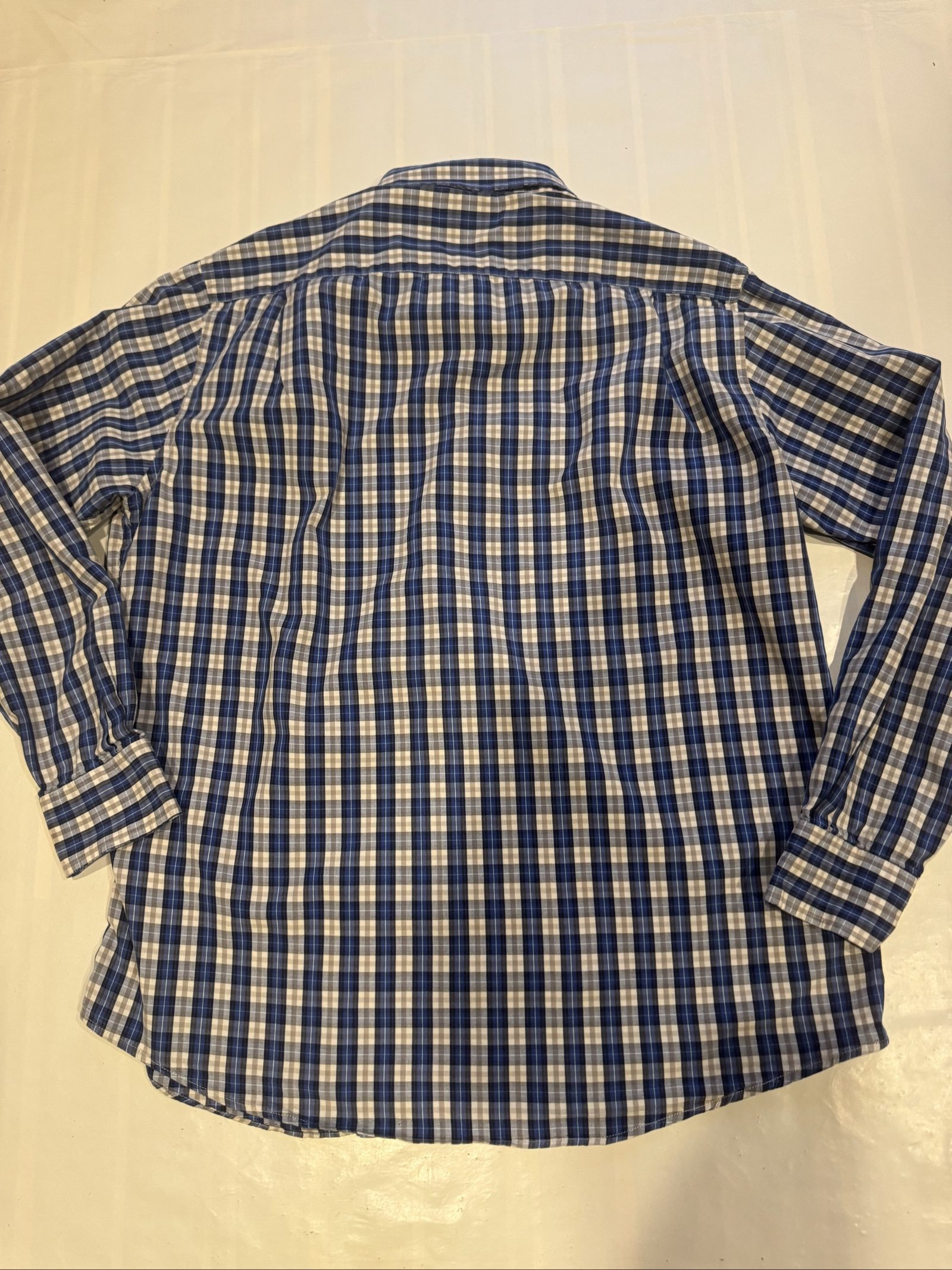 Men’s Roundtree & Yorke Trim Fit Plaid Button-Down Shirt – Blue Gray White – Large image 10