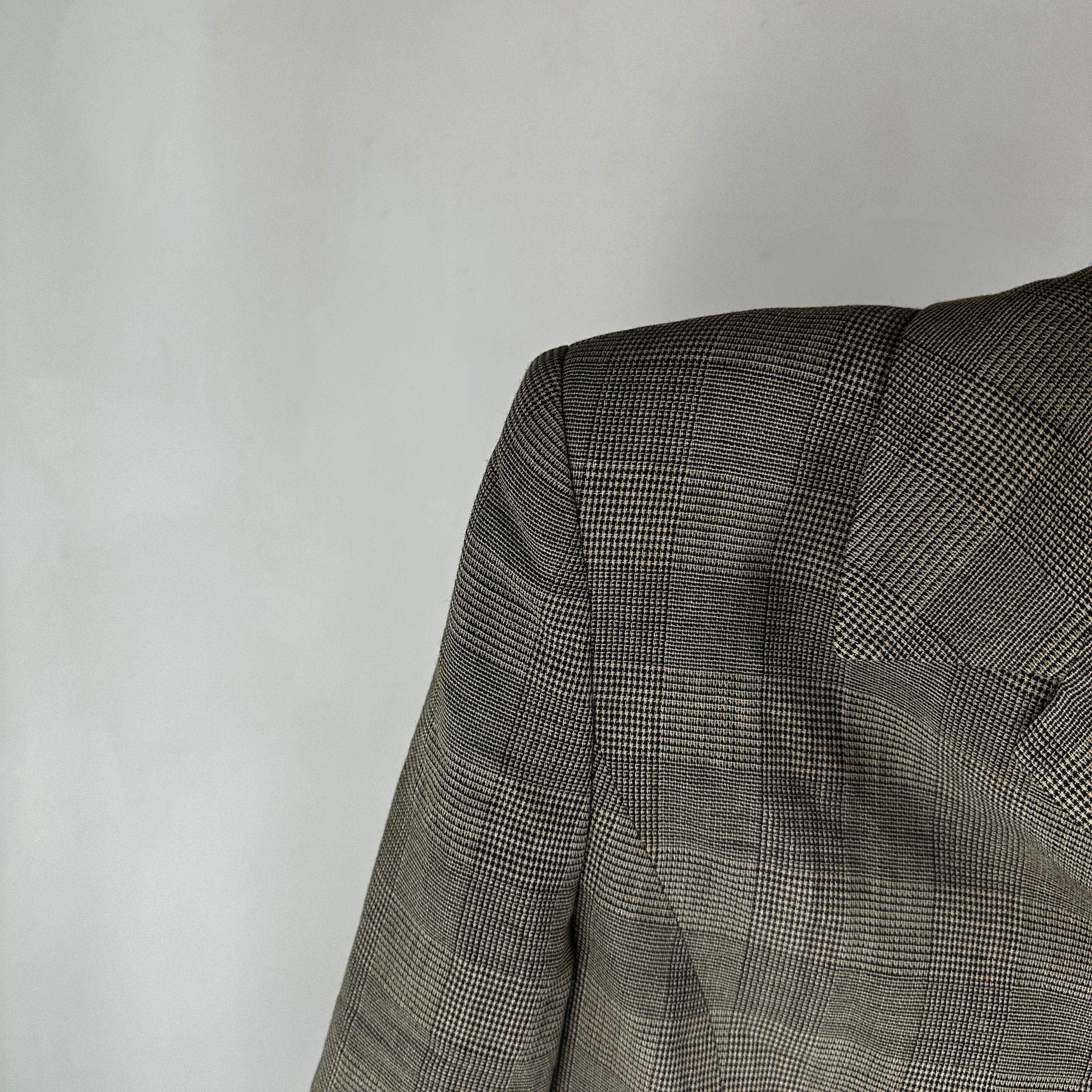 Vintage Burberrys Houndstooth Wool Blazer – Brown & Beige image 3