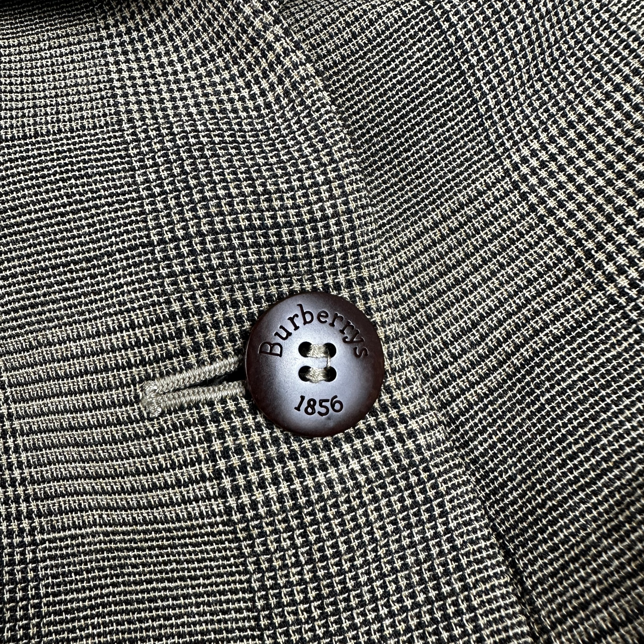Vintage Burberrys Houndstooth Wool Blazer – Brown & Beige image 9