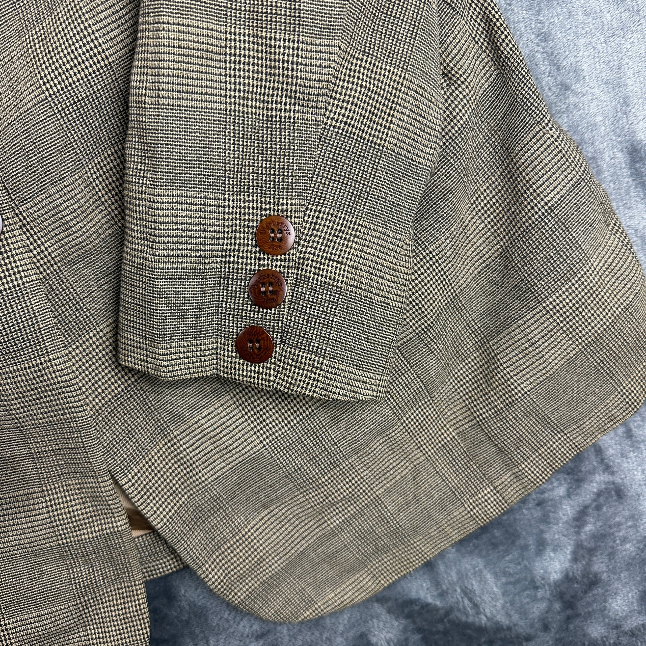 Vintage Burberrys Houndstooth Wool Blazer – Brown & Beige image 10