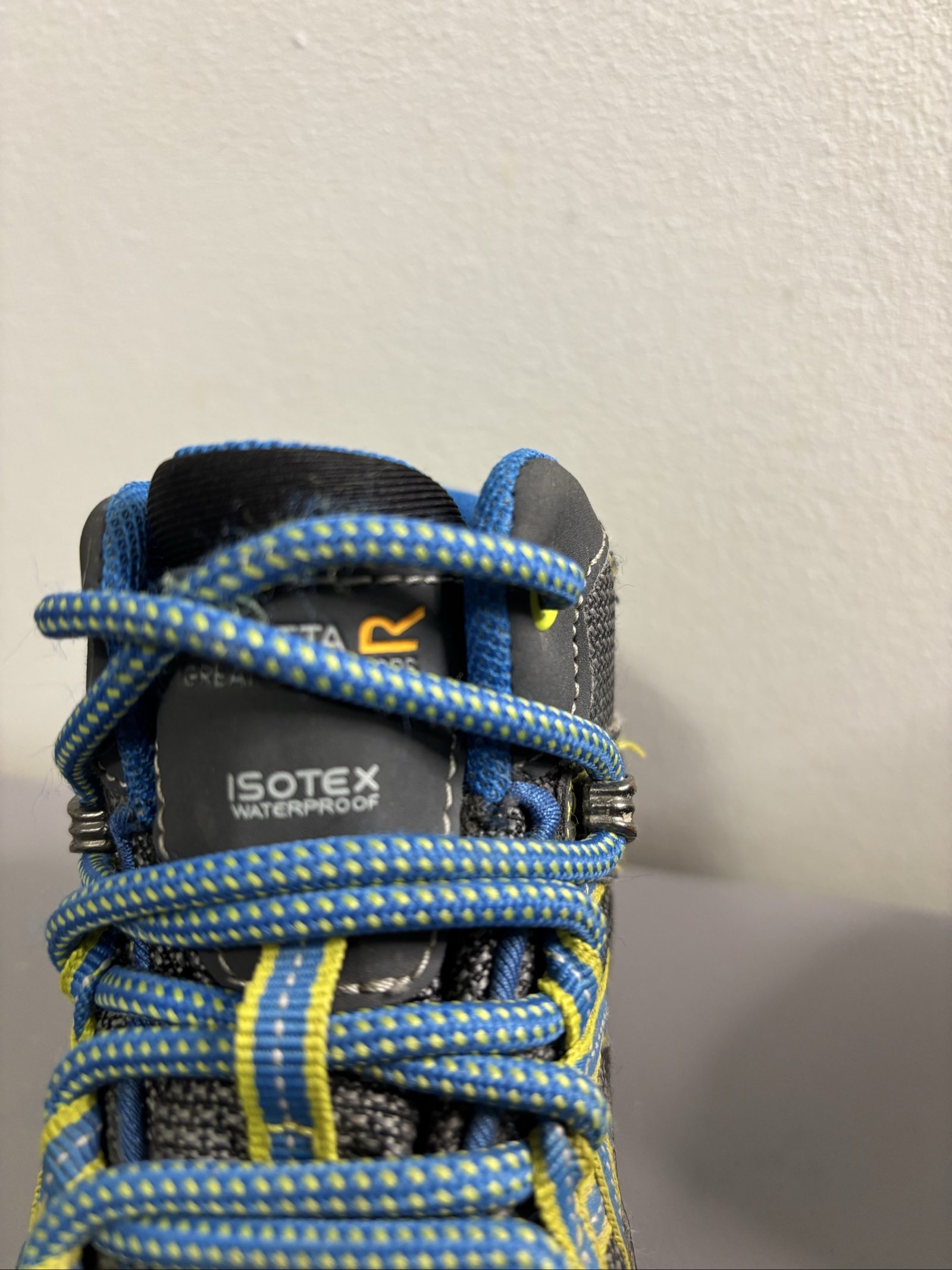 Regatta Boys Blue Waterproof Hiking Boots UK 11 image 3