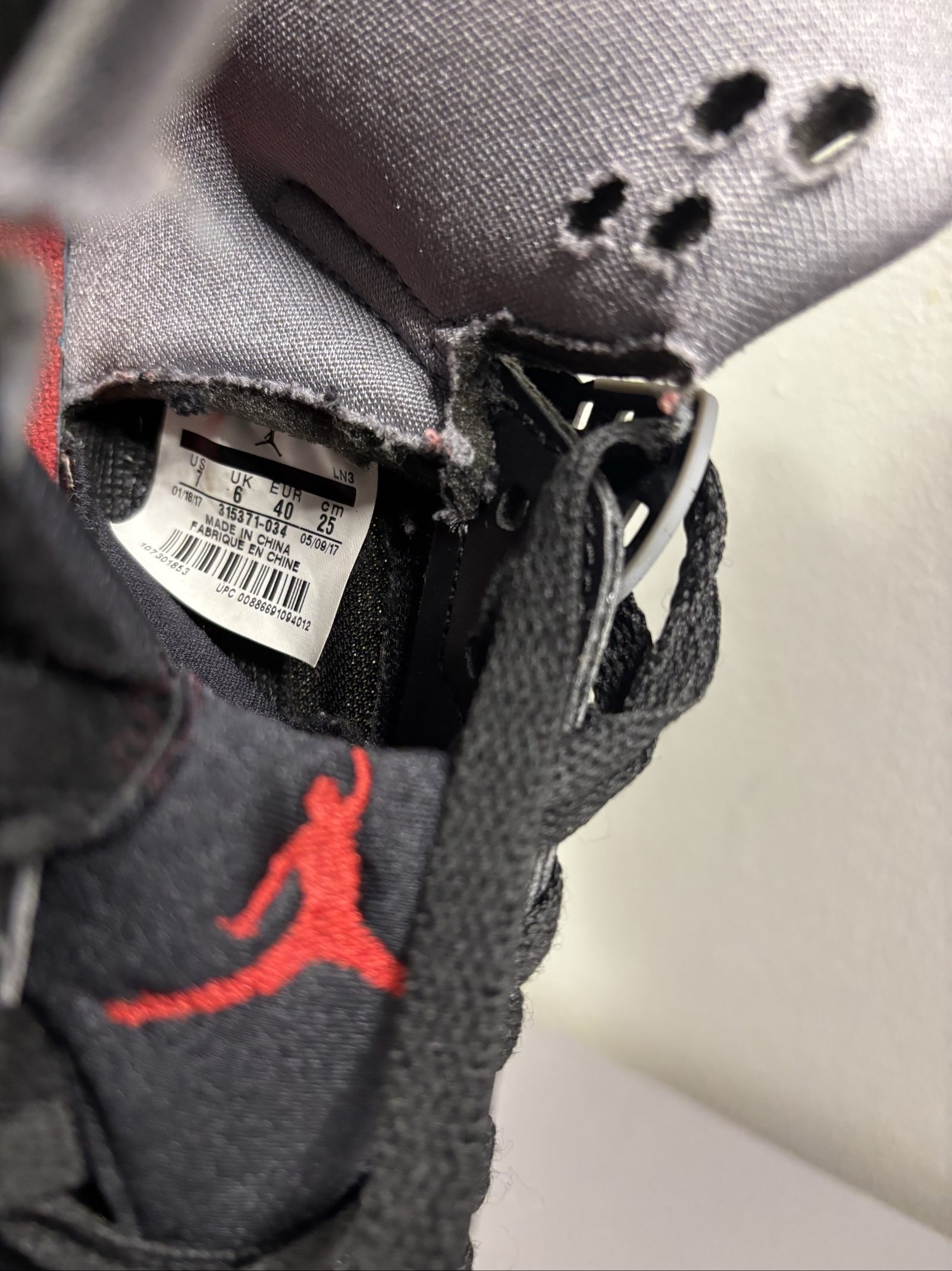 Jordan Black & Grey Air Jordan Spizike UK 6 Sneakers image 7