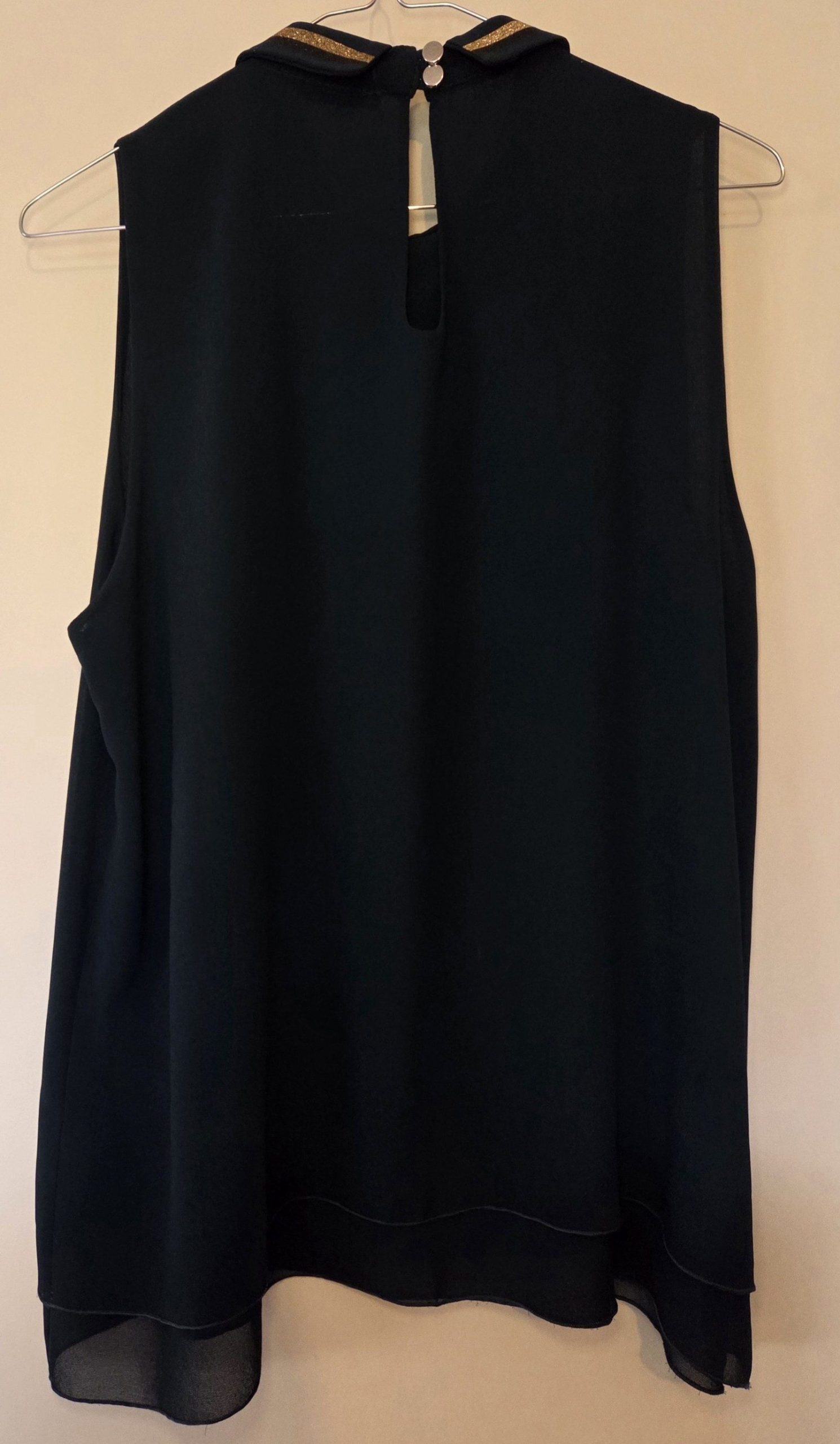 Piazza Italia Women's Green Sleeveless Top - Size Large image 4
