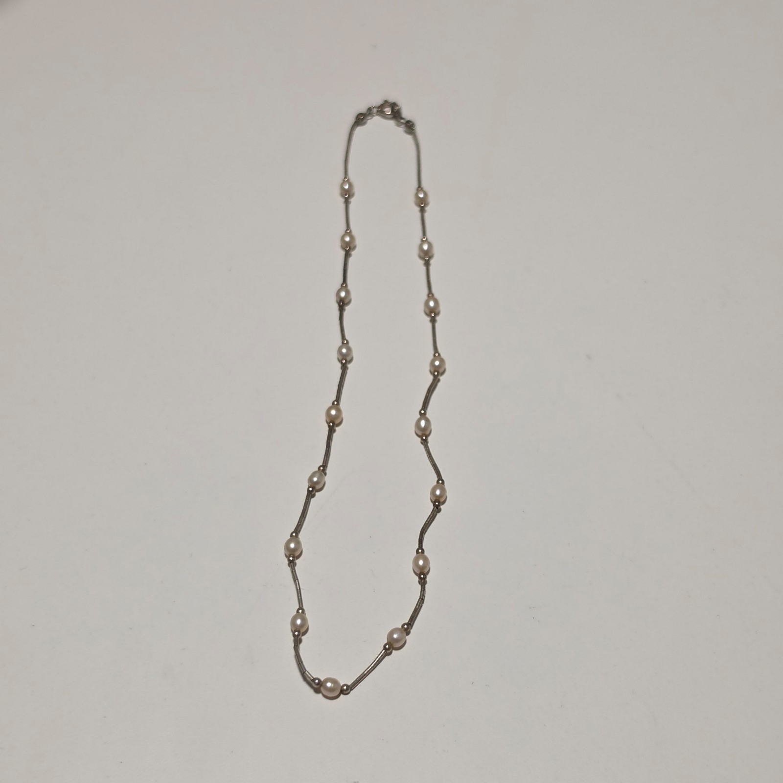 925 Silver & White Pearl Necklace .b6