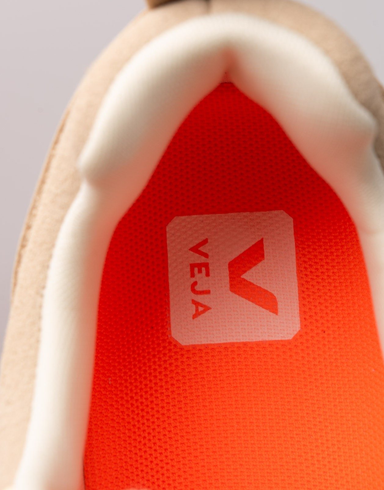 New Veja Venturi VC Suede Sneakers Almond/Swan Size EU 39 / US 8 image 6