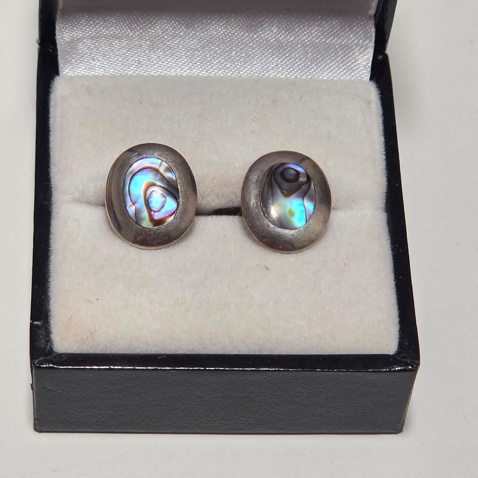 Abalone Shell & Silver Tone Vintage Stud Earrings.b6 image 2