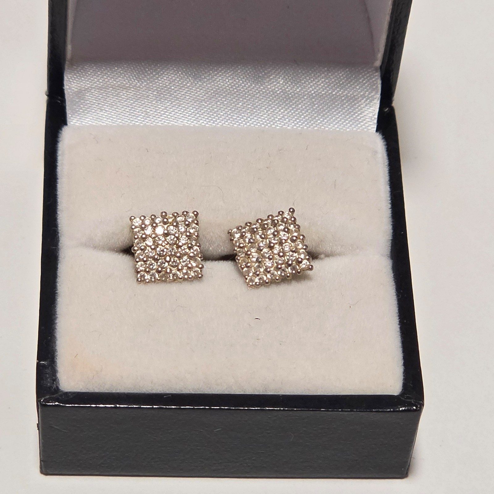 Sterling Silver Tone Rhinestone Square Stud Earrings .b6