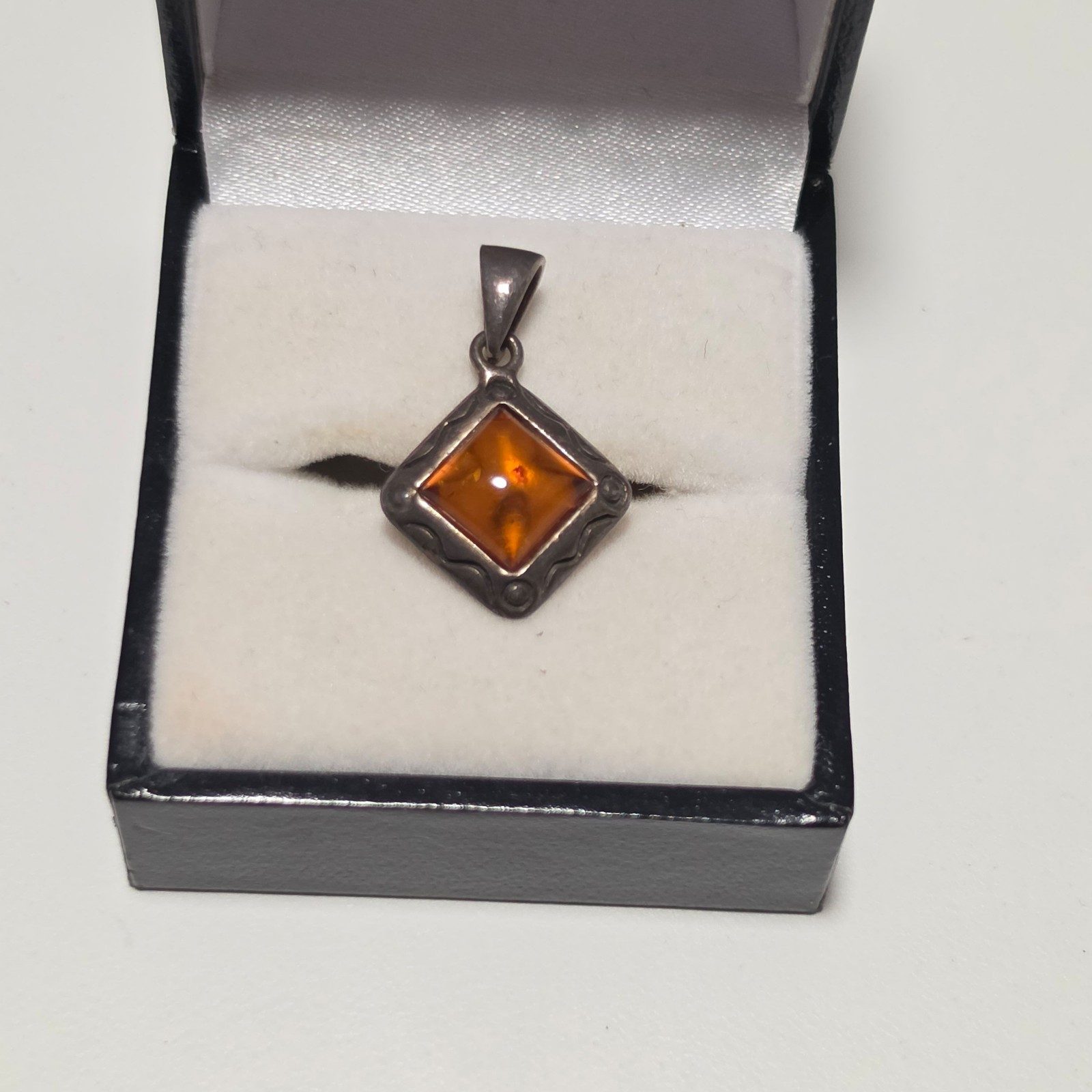 Amber & Silver Square Pendant.b6