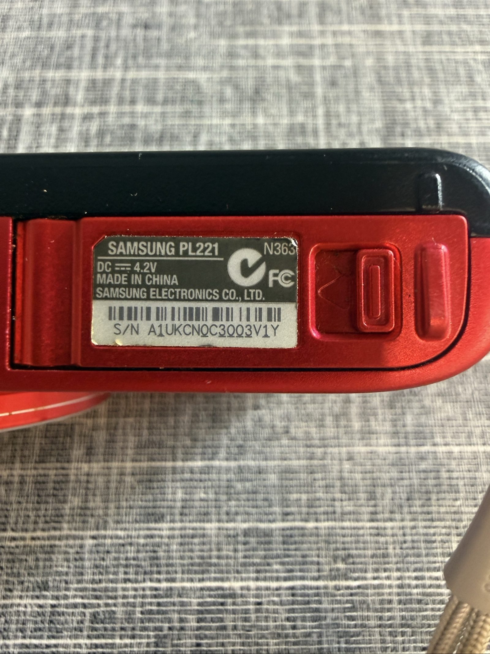 Samsung Compact Digital Camera Red 10x Zoom Lens image 8