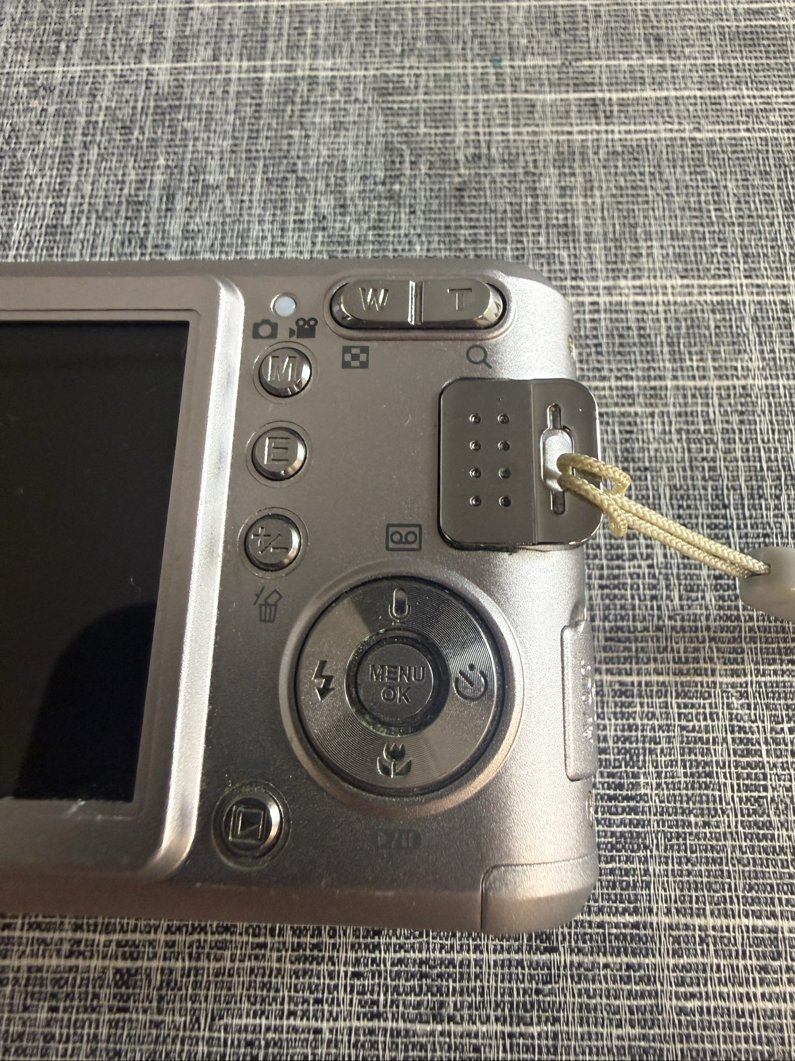 Samsung L700 Digital Camera 7.2MP 3x Optical Zoom Silver image 5