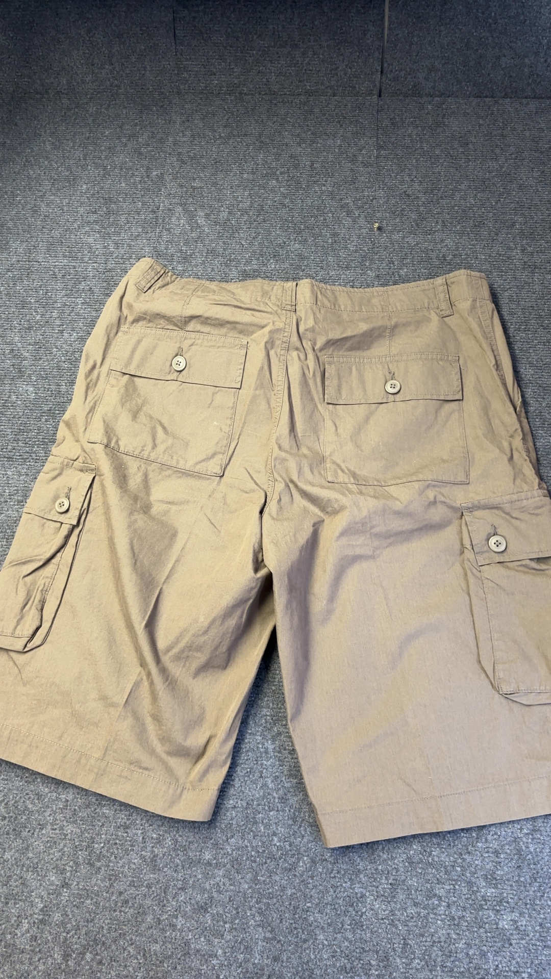 Marks & Spencer Men's Olive Green/Brown Cargo Shorts Large with Button Pockets image 3