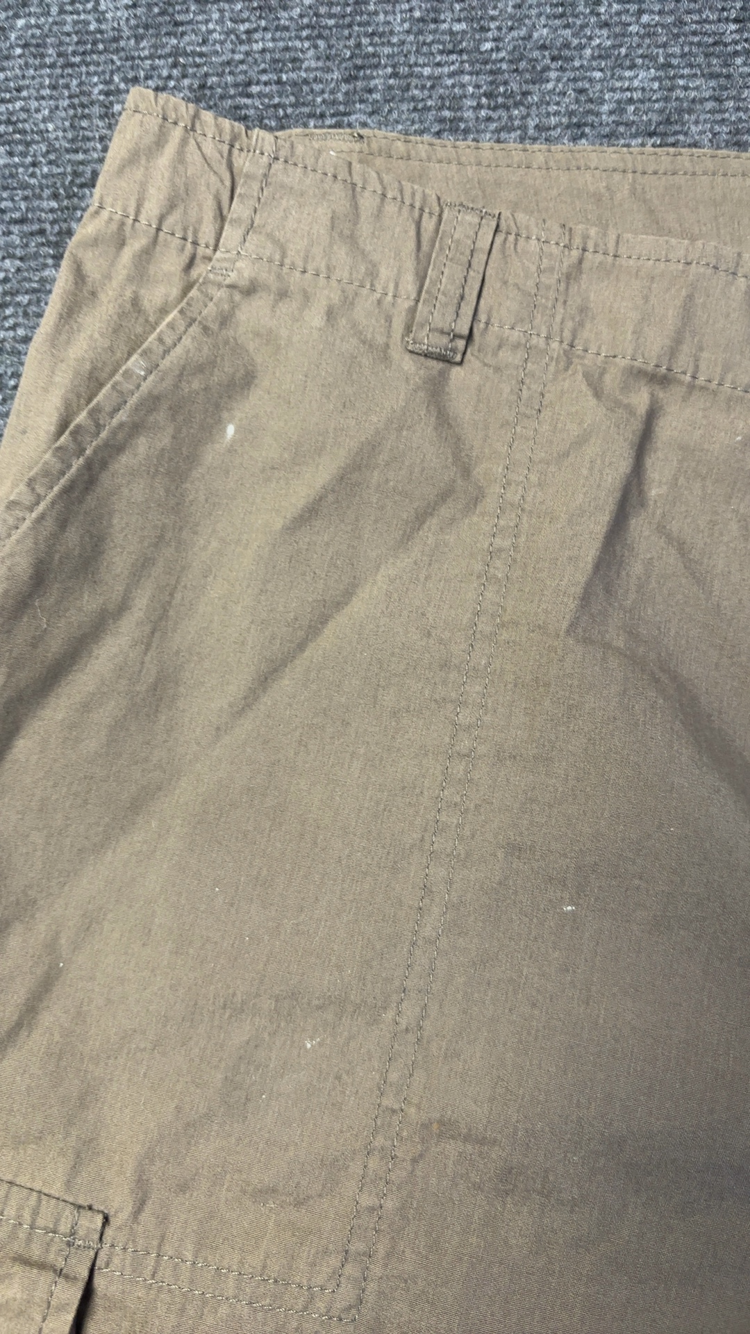 Marks & Spencer Men's Olive Green/Brown Cargo Shorts Large with Button Pockets image 4