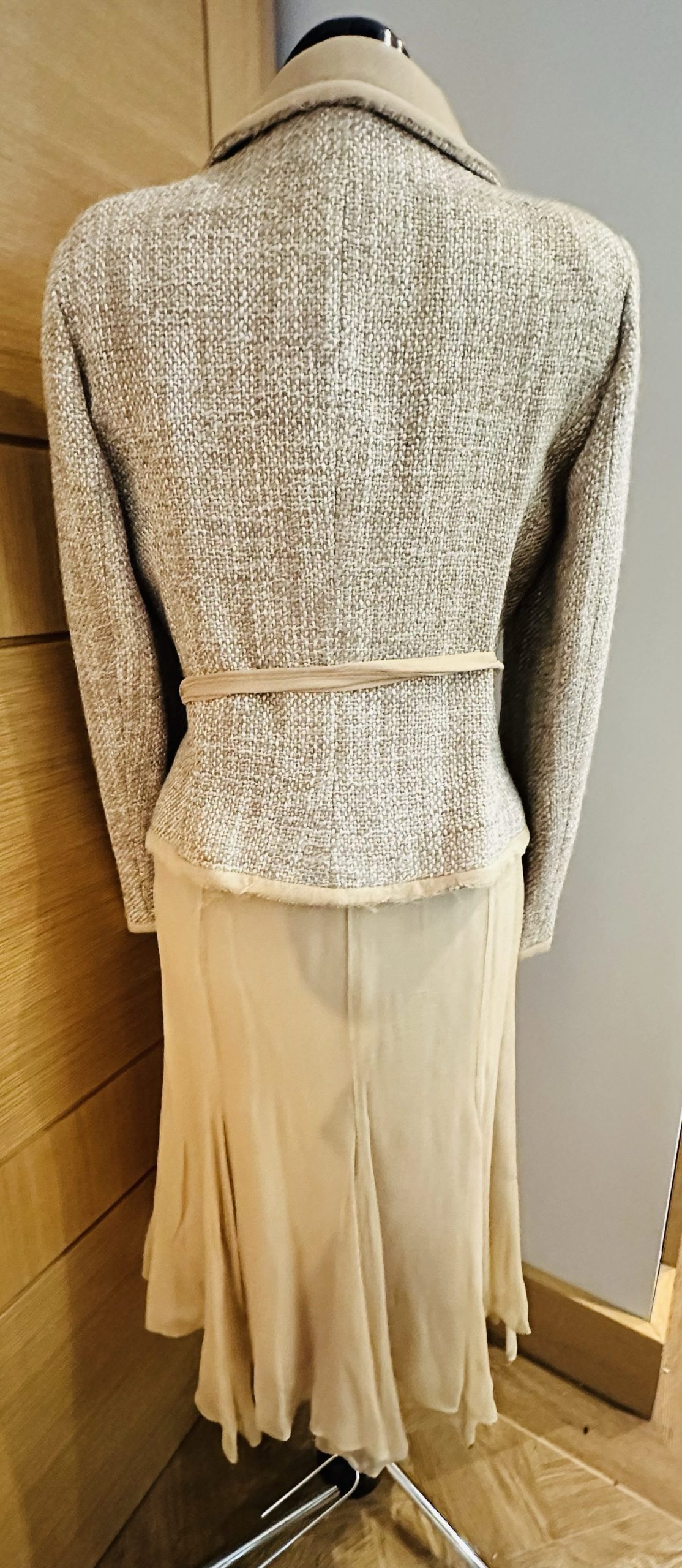 Zara Beige Women's Tweed Jacket & Silk Skirt Set Large image 7