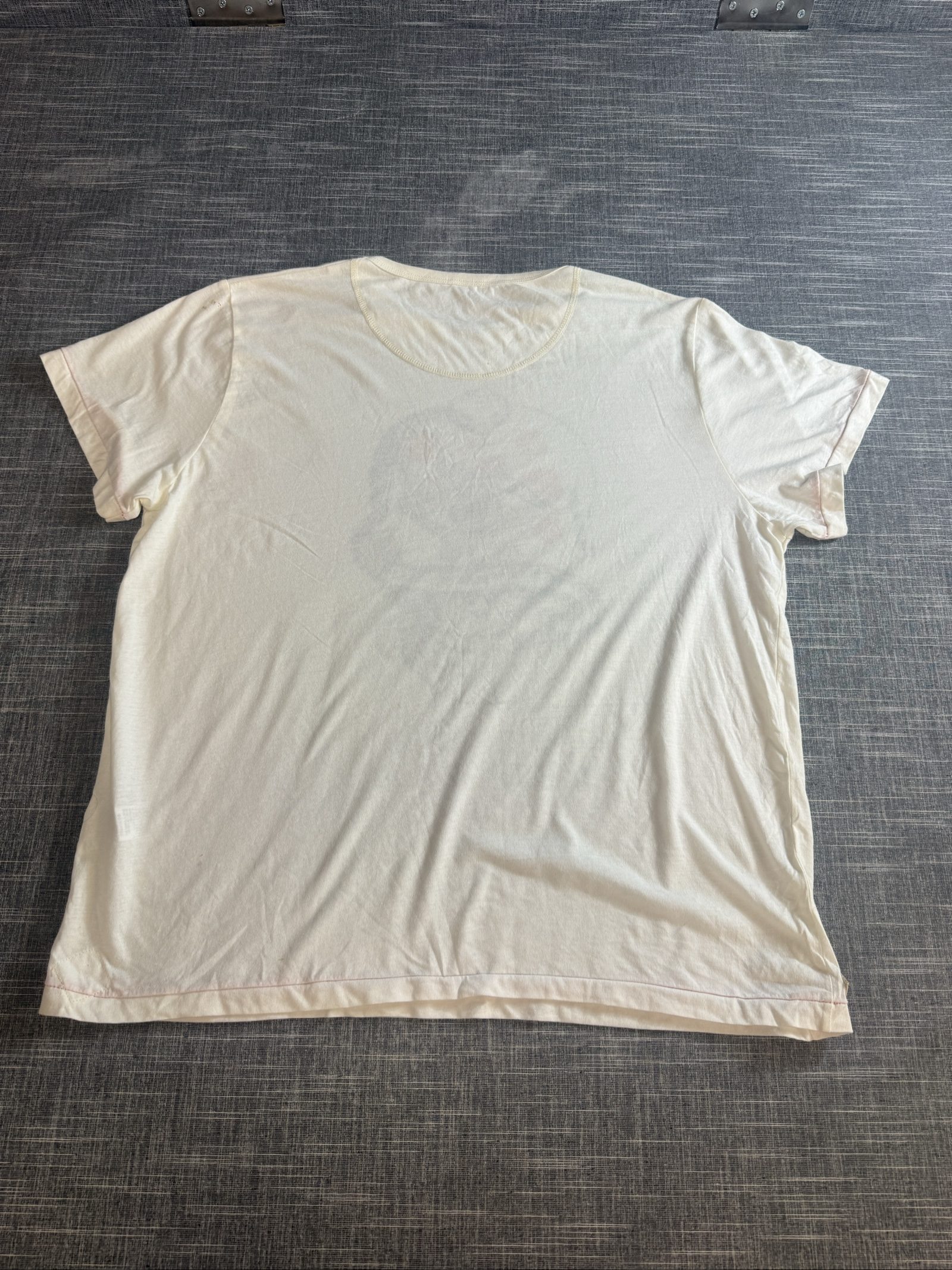 Paul Smith Men’s Red Ear Graphic Print T-Shirt Large White Cotton image 6