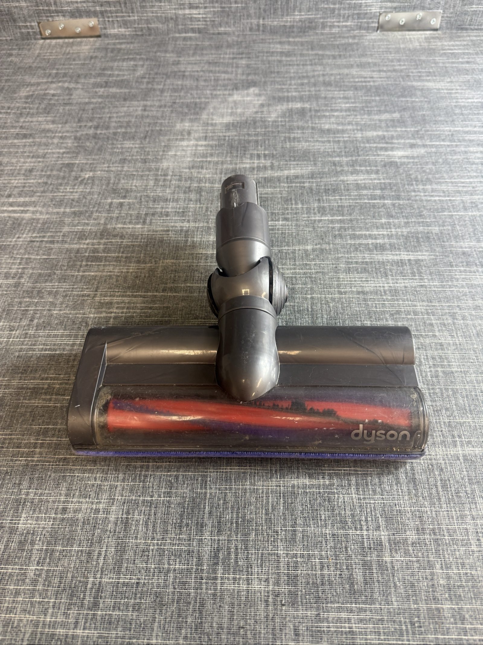 Dyson V6 60865 Vacuum Cleaner Brush Head Roller Cleaner Tool Part Grey Red