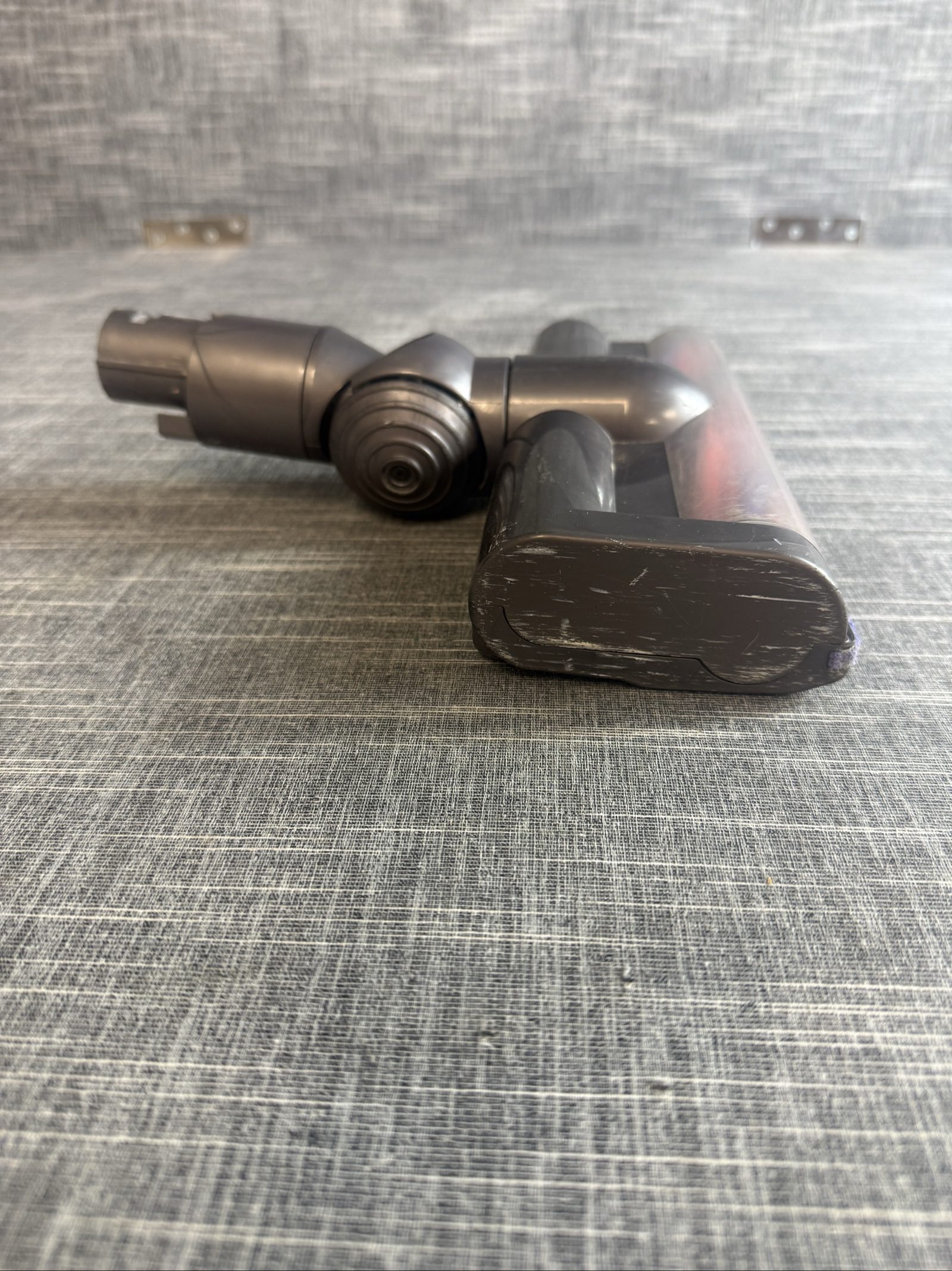 Dyson V6 60865 Vacuum Cleaner Brush Head Roller Cleaner Tool Part Grey Red image 6