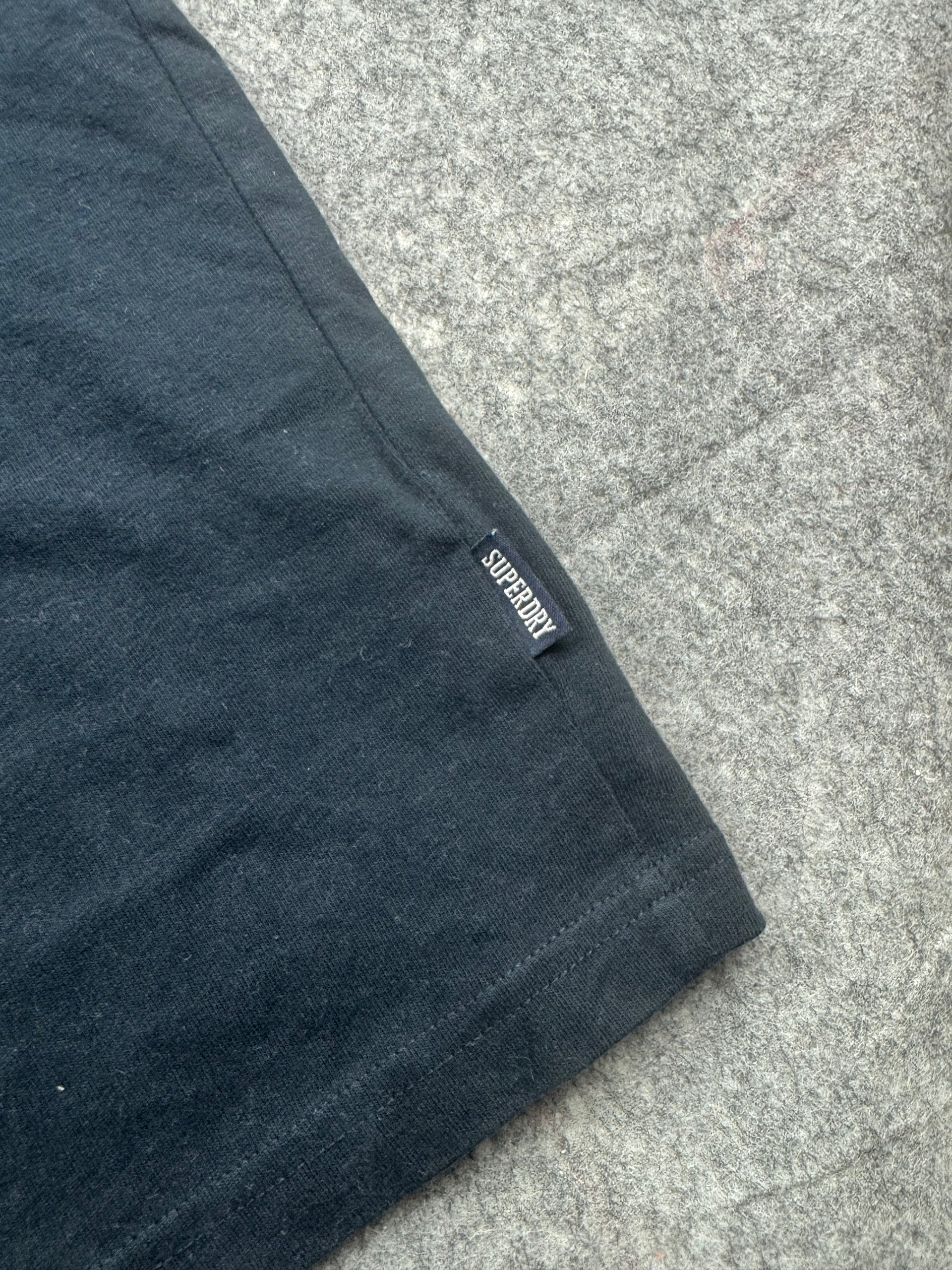 Superdry Navy Logo T-Shirt XL Boys Embroidered Logo image 3