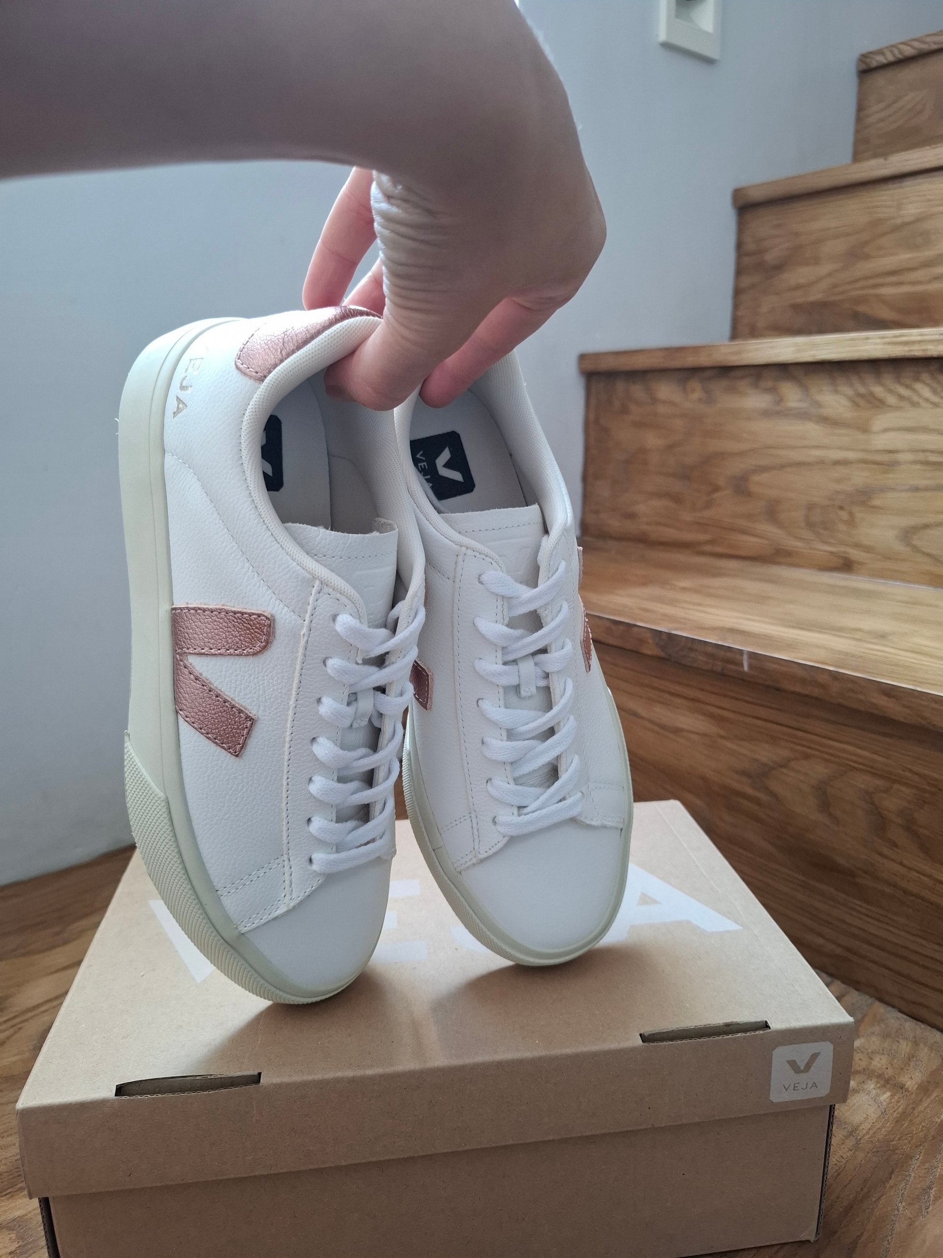 New Veja Esplar Logo Leather Sneakers Extra White/Petale Size EU 38 / US 7 image 6