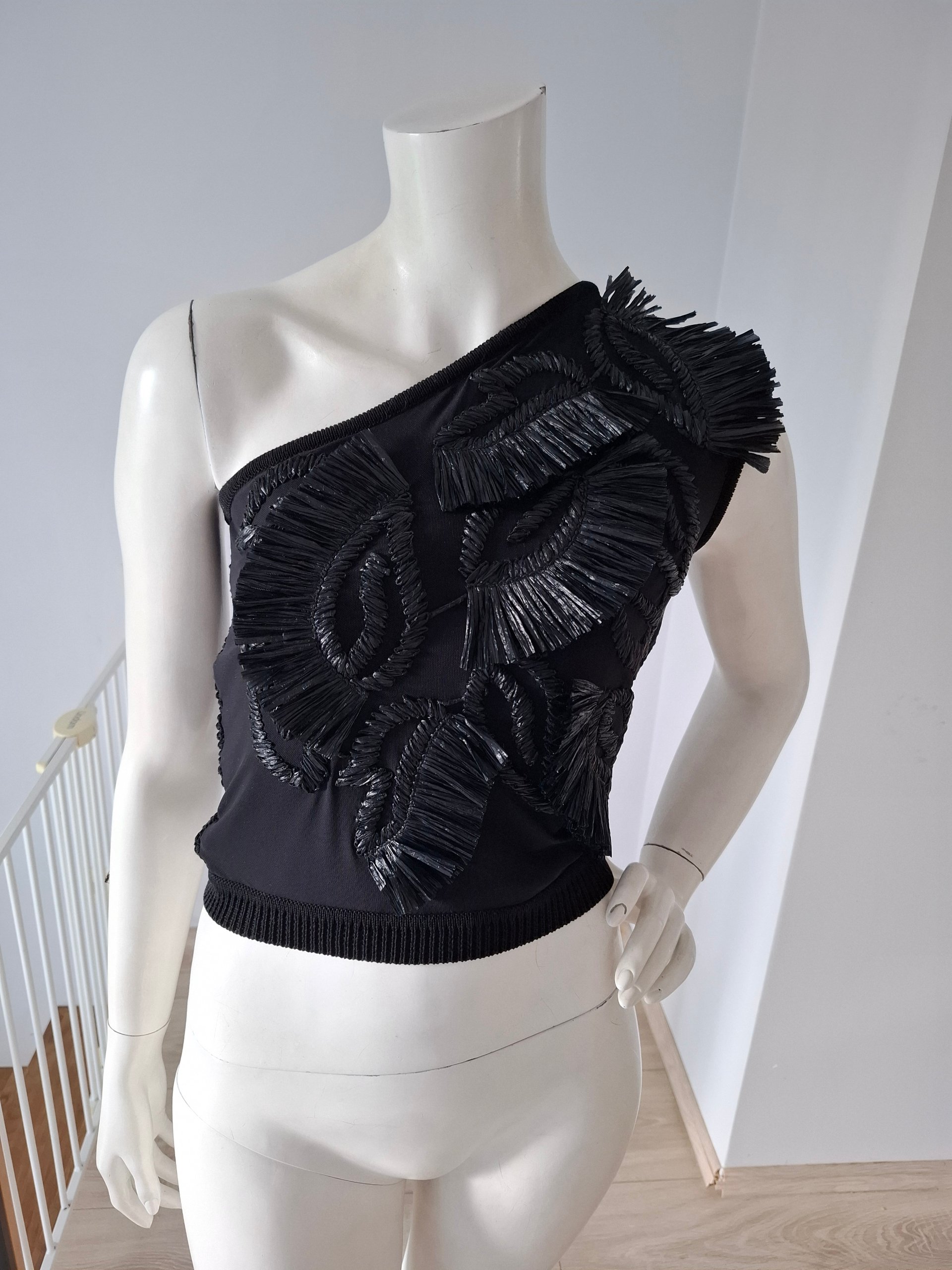 New Max Mara One-Shoulder Embroidered Top Black elegant special occasion Size S image 6