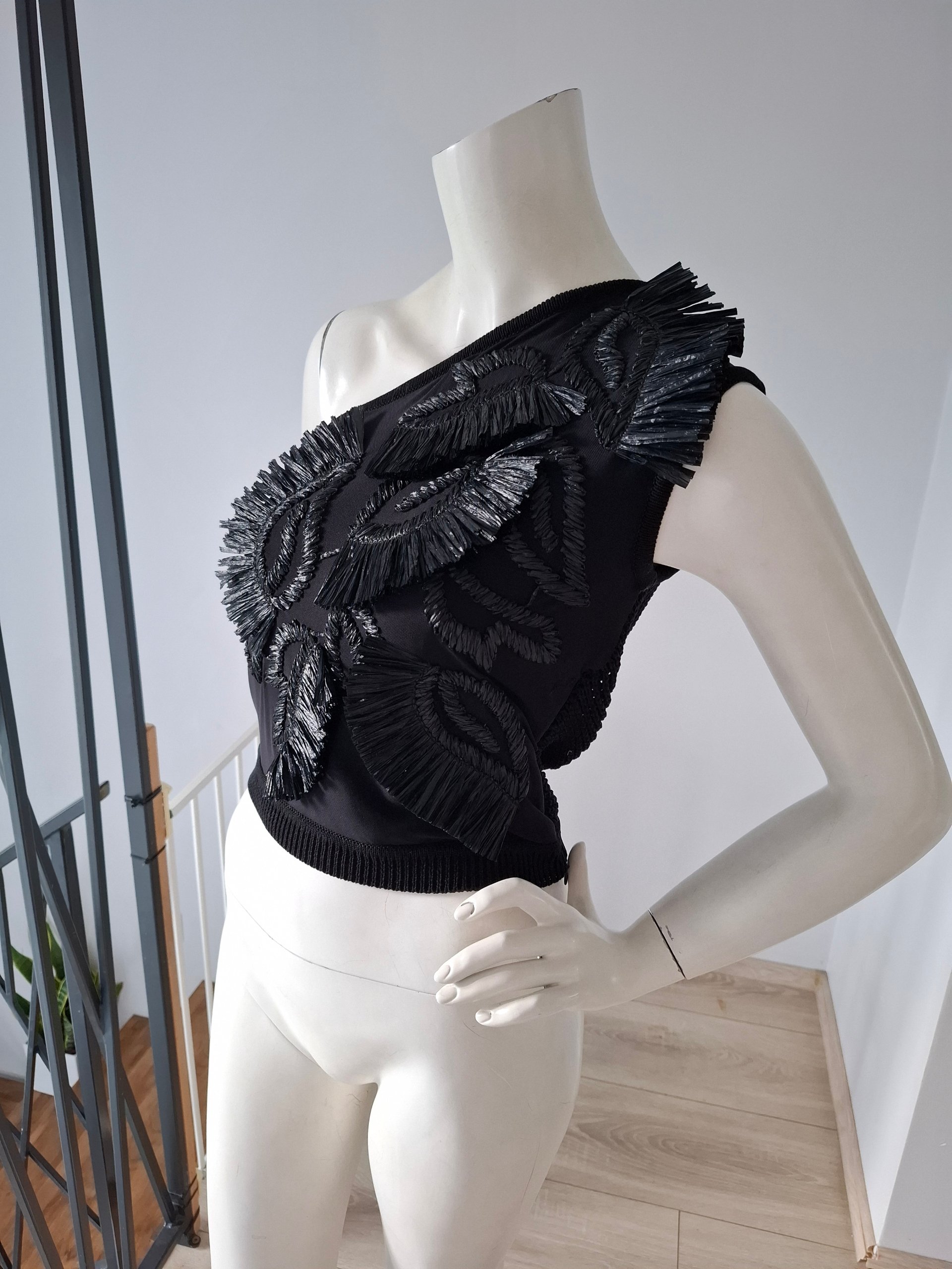 New Max Mara One-Shoulder Embroidered Top Black elegant special occasion Size S image 7
