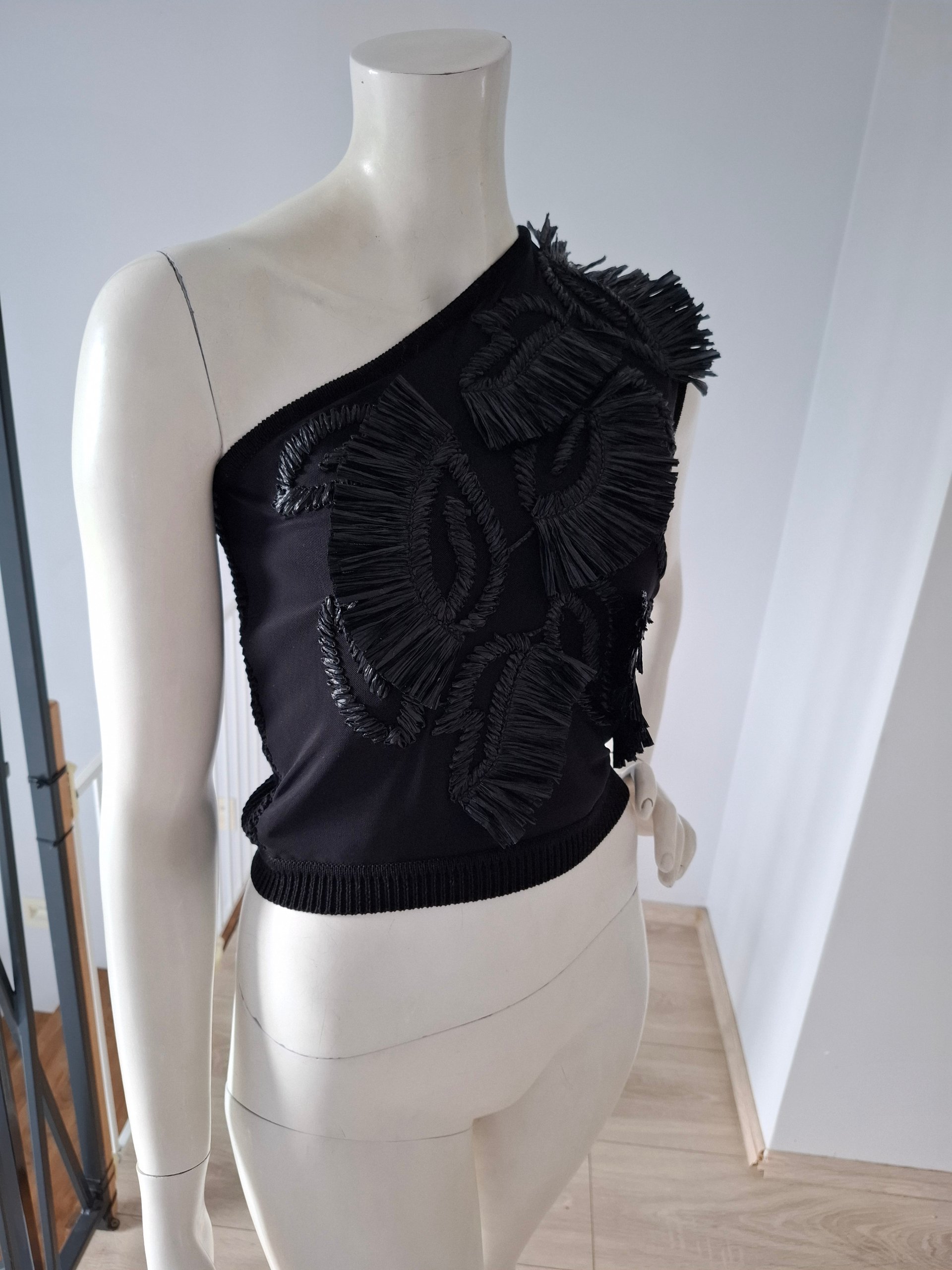 New Max Mara One-Shoulder Embroidered Top Black elegant special occasion Size S image 8