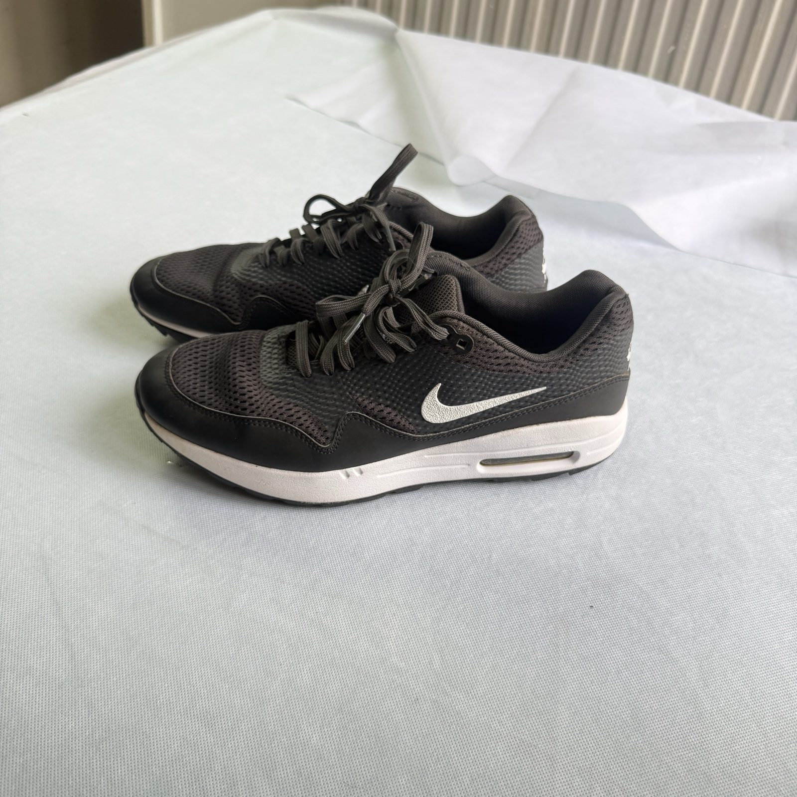 Nike Black & White Air Max UK 7 Lightweight Mesh Trainers