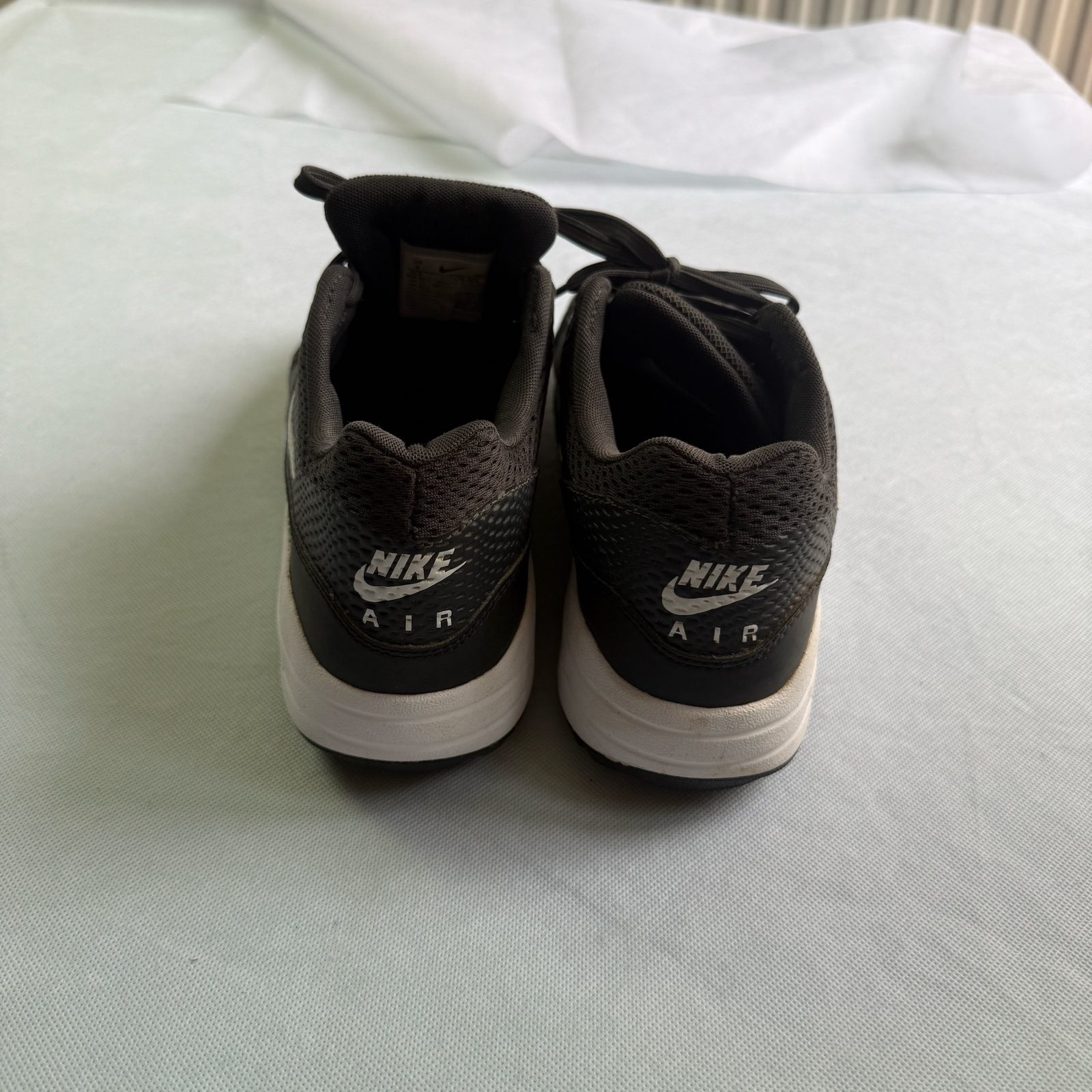 Nike Black & White Air Max UK 7 Lightweight Mesh Trainers image 5