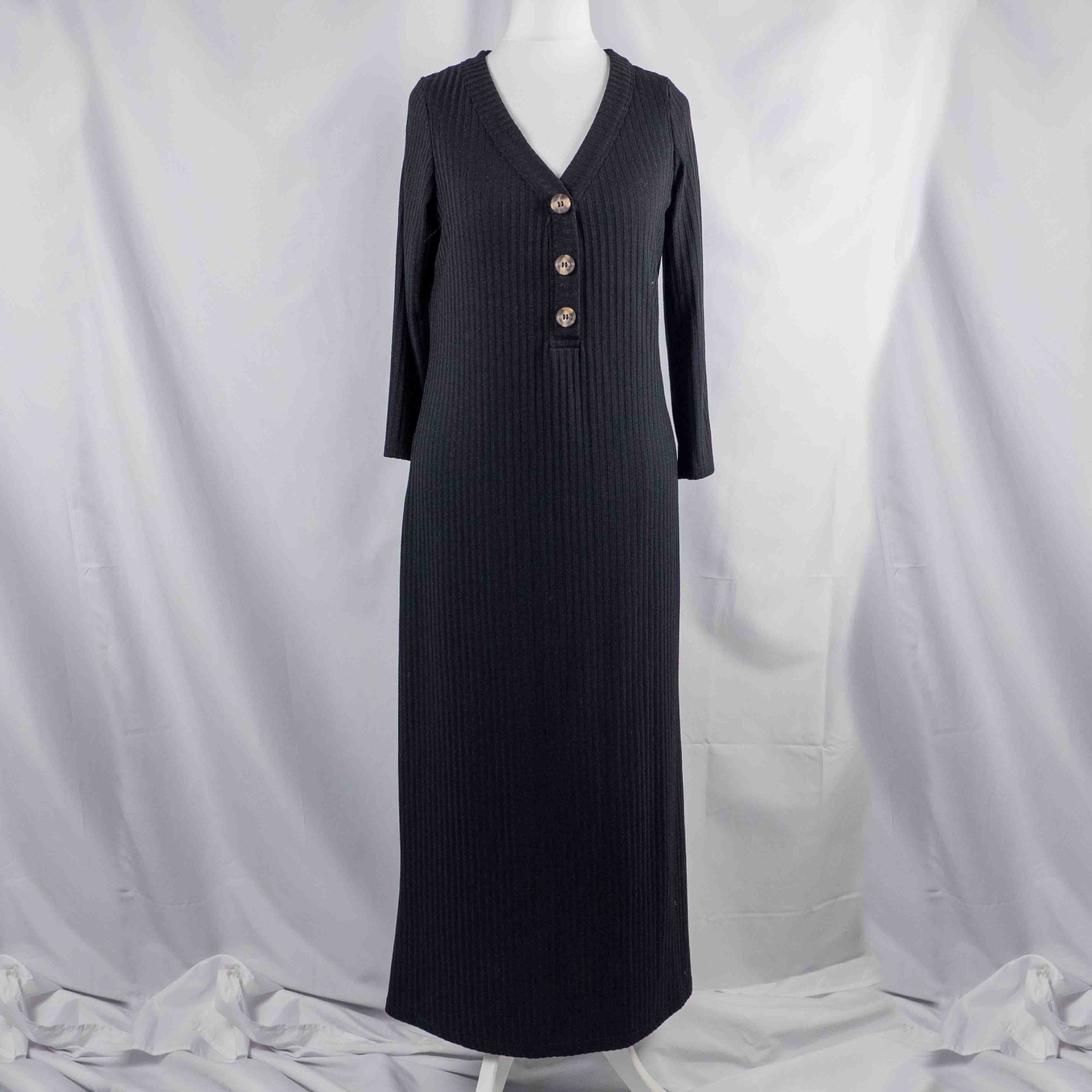 Papaya Woman 10 Black Ribbed V Neck Long Sleeve Maxi Dress Pre-Owned