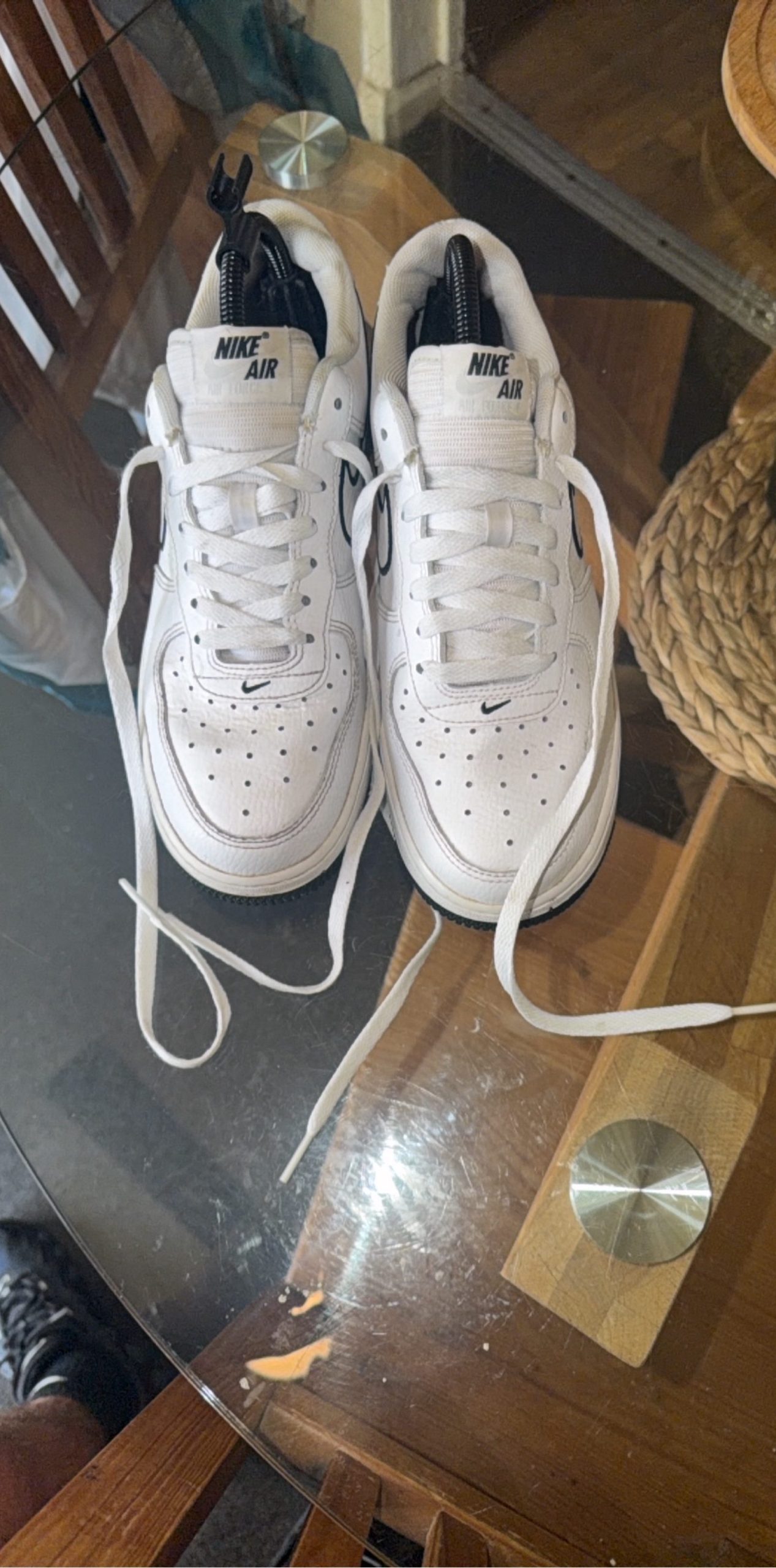 Nike White & Black Air Force 1 Trainers 6