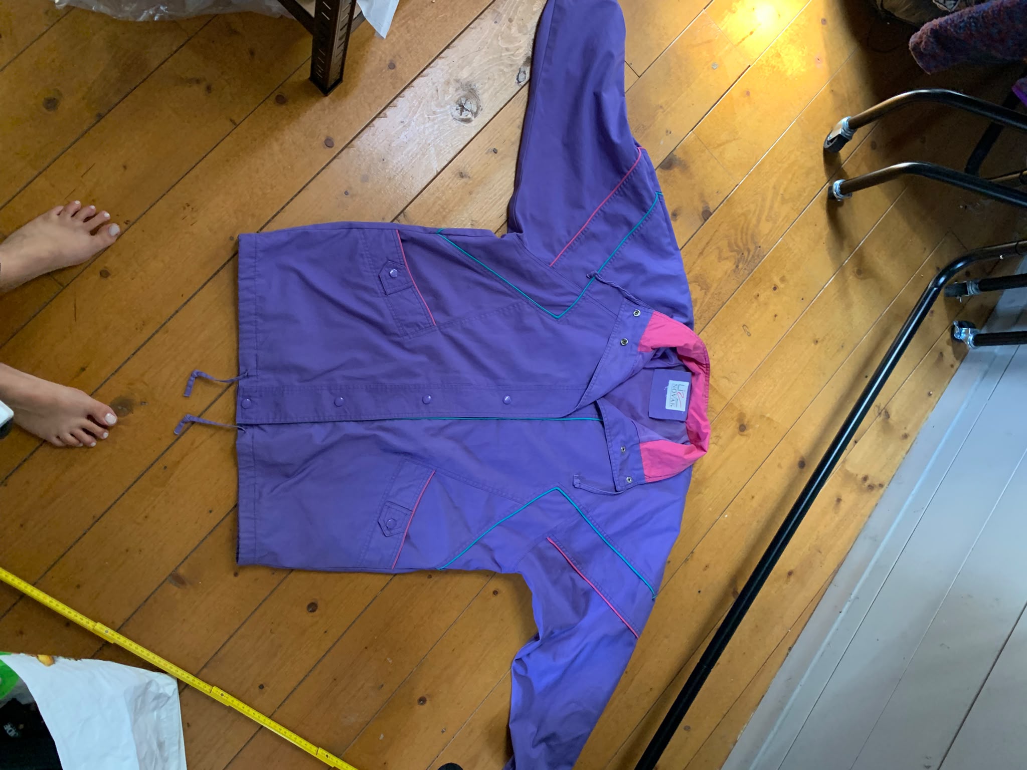 Veste coupe-vent vintage violette & rose à capuche, manches longues - taille Medium