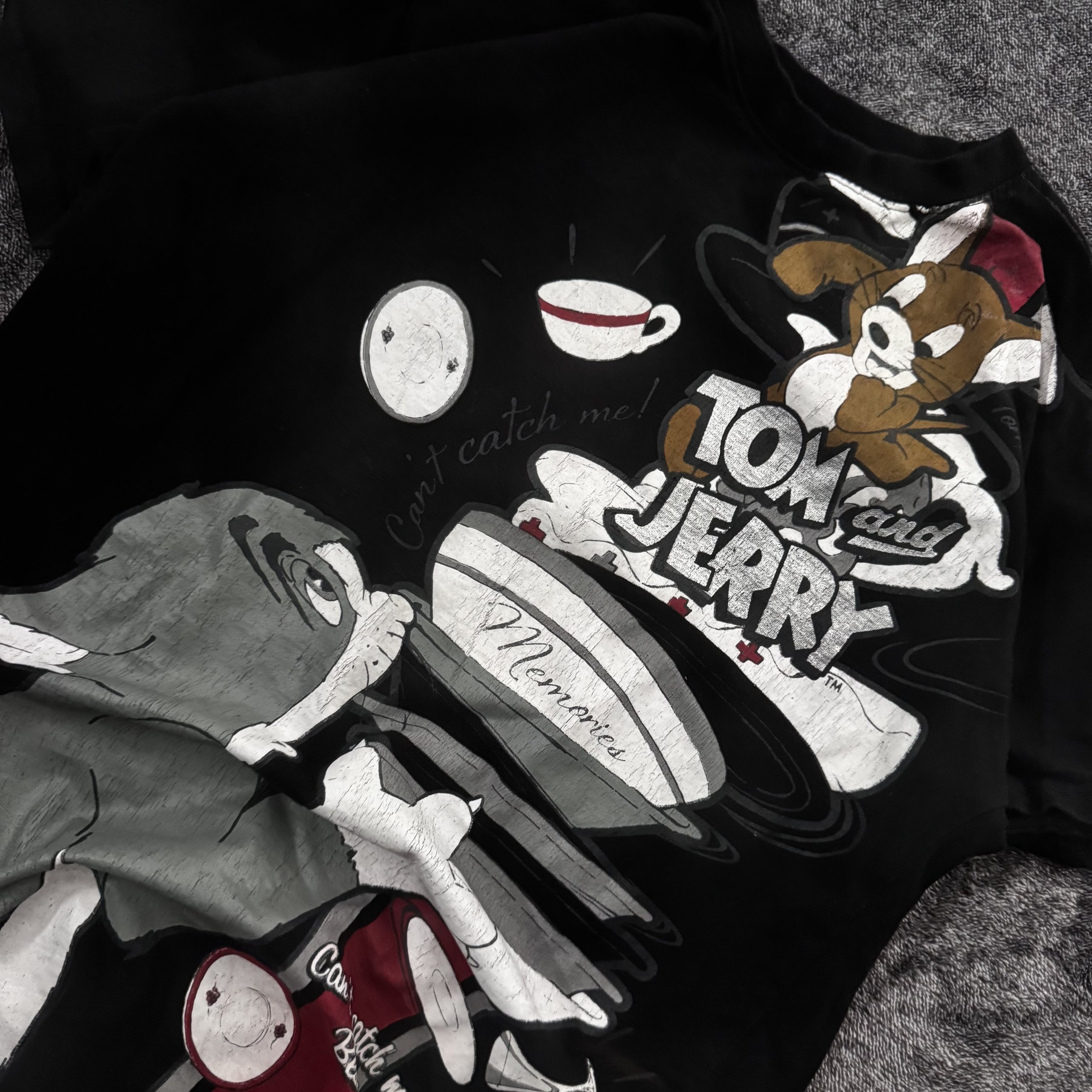 Tom and Jerry Southpole Black Graphic Tee Medium Cotton Polyester image 2