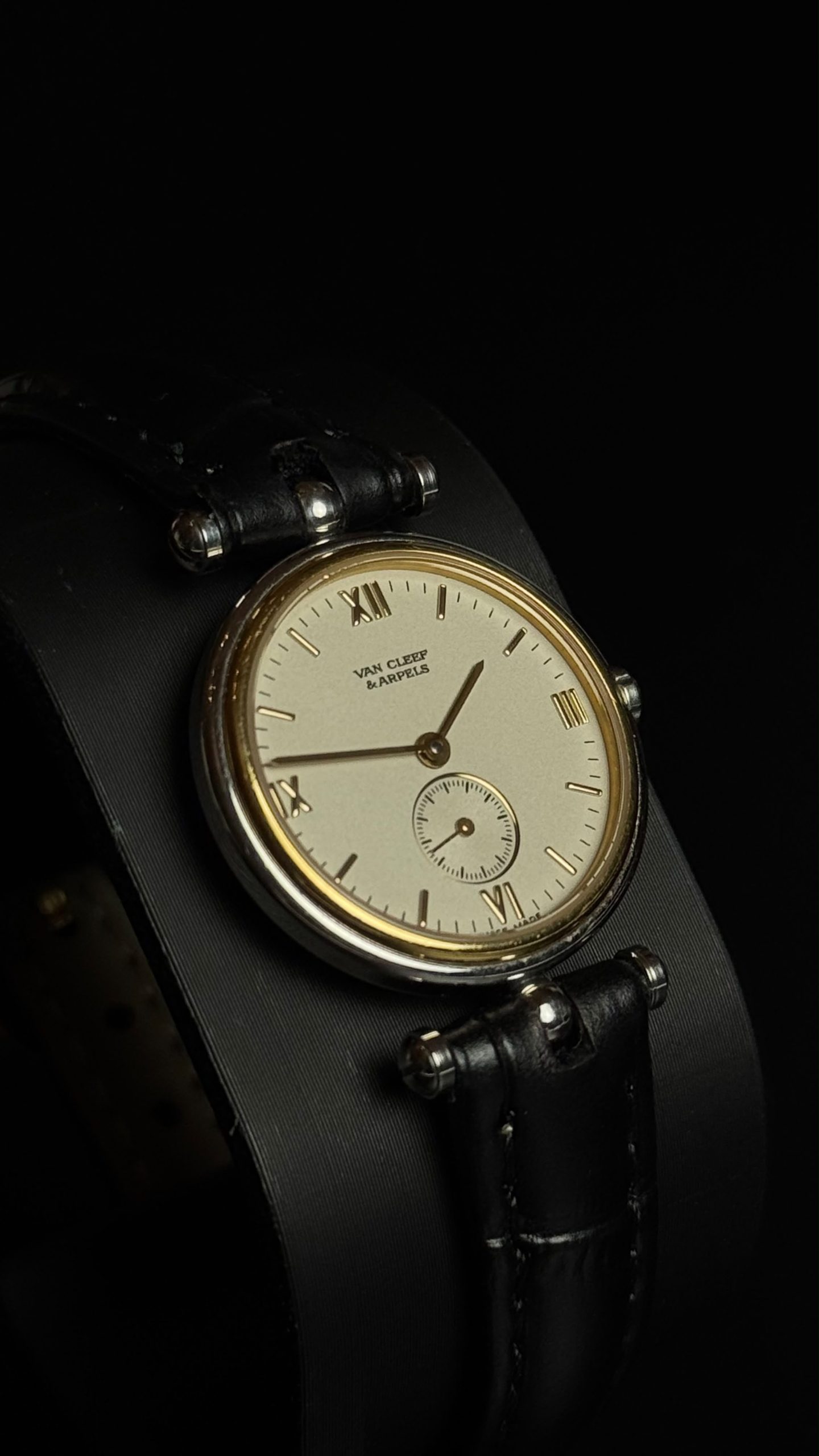 Van Cleef & Arpels La Collection Vintage Watch – Small Seconds – 26 mm – Gold & Steel